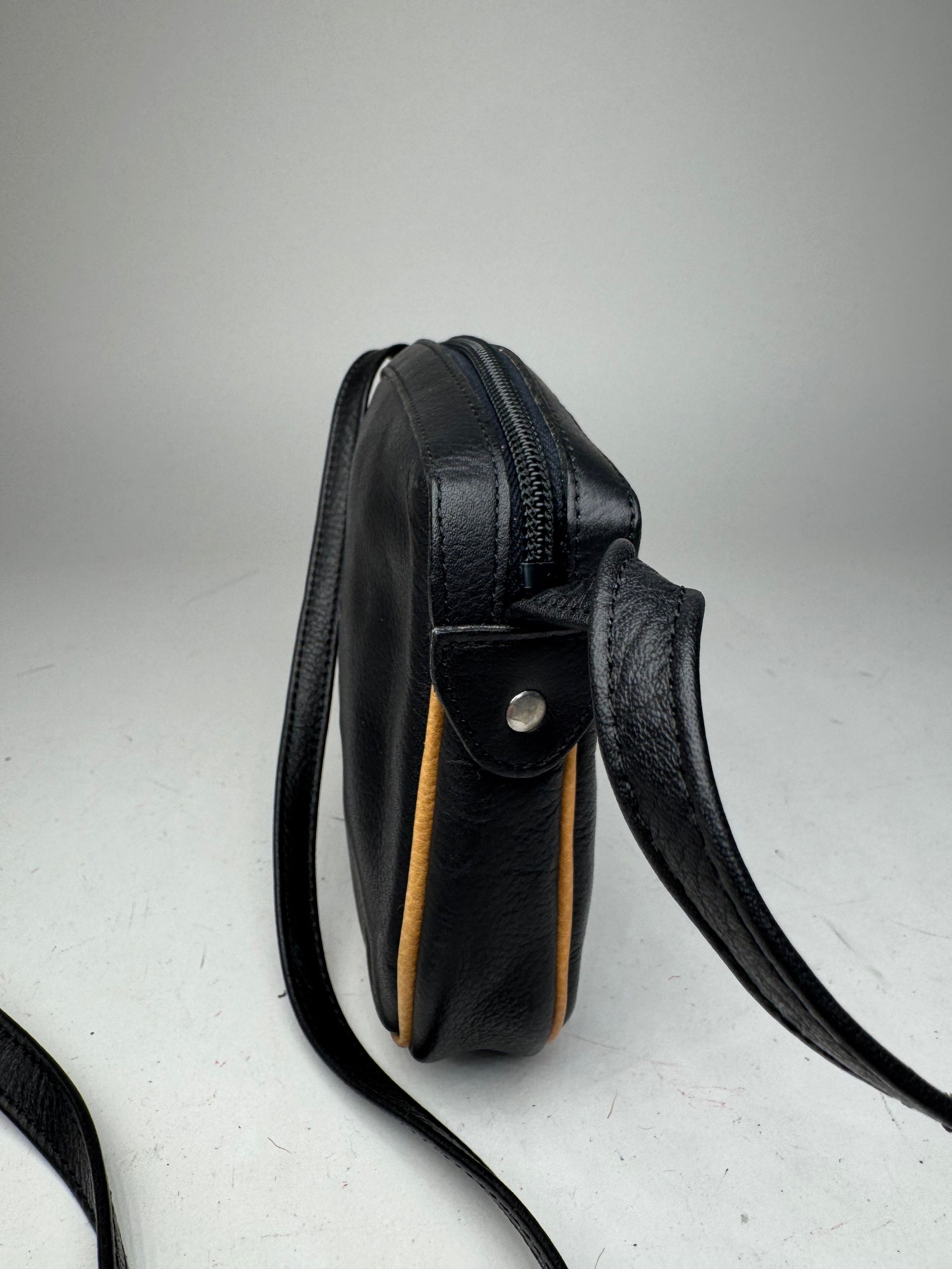 Courreges Vintage Leather Crossbody Bag black Size ONE SIZE - 4 Thumbnail