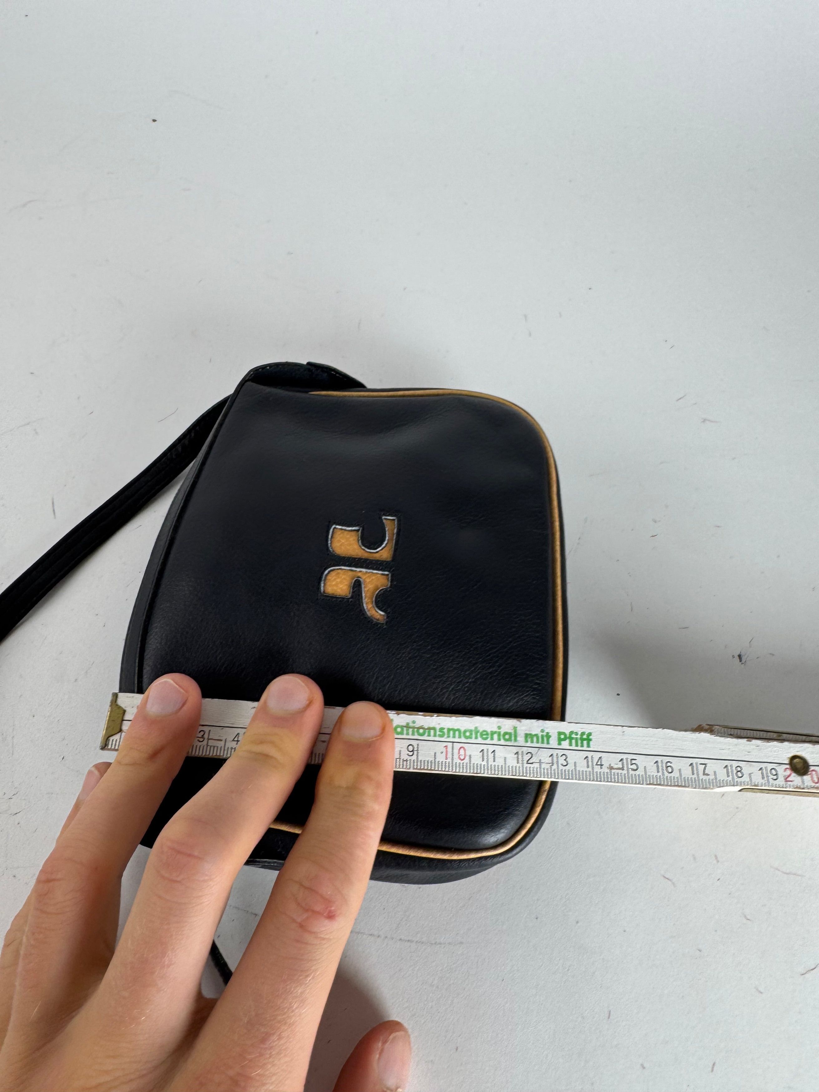 Courreges Vintage Leather Crossbody Bag black Size ONE SIZE - 10 Thumbnail