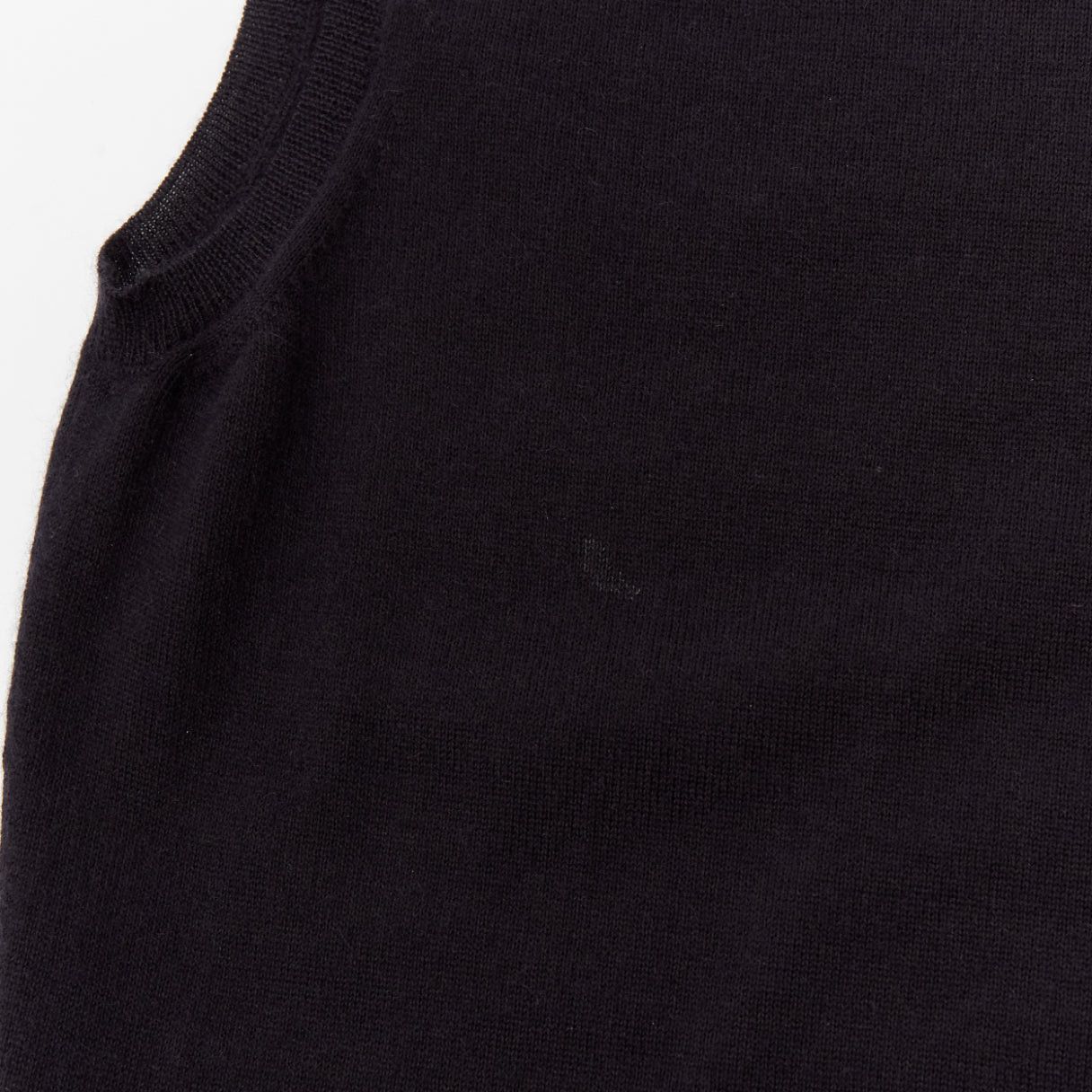 Dior CHRISTIAN DIOR black cashmere silk CD logo charm knit tank vest FR36 S Size S / US 4 / IT 40 - 7 Thumbnail