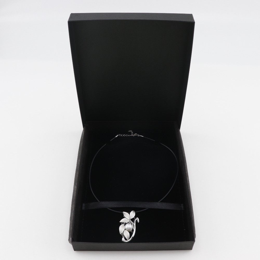 Other Other 2WAY Flower Pearl Silver Necklace Metal Necklace DUTY FREE for USA Size ONE SIZE - 14 Thumbnail