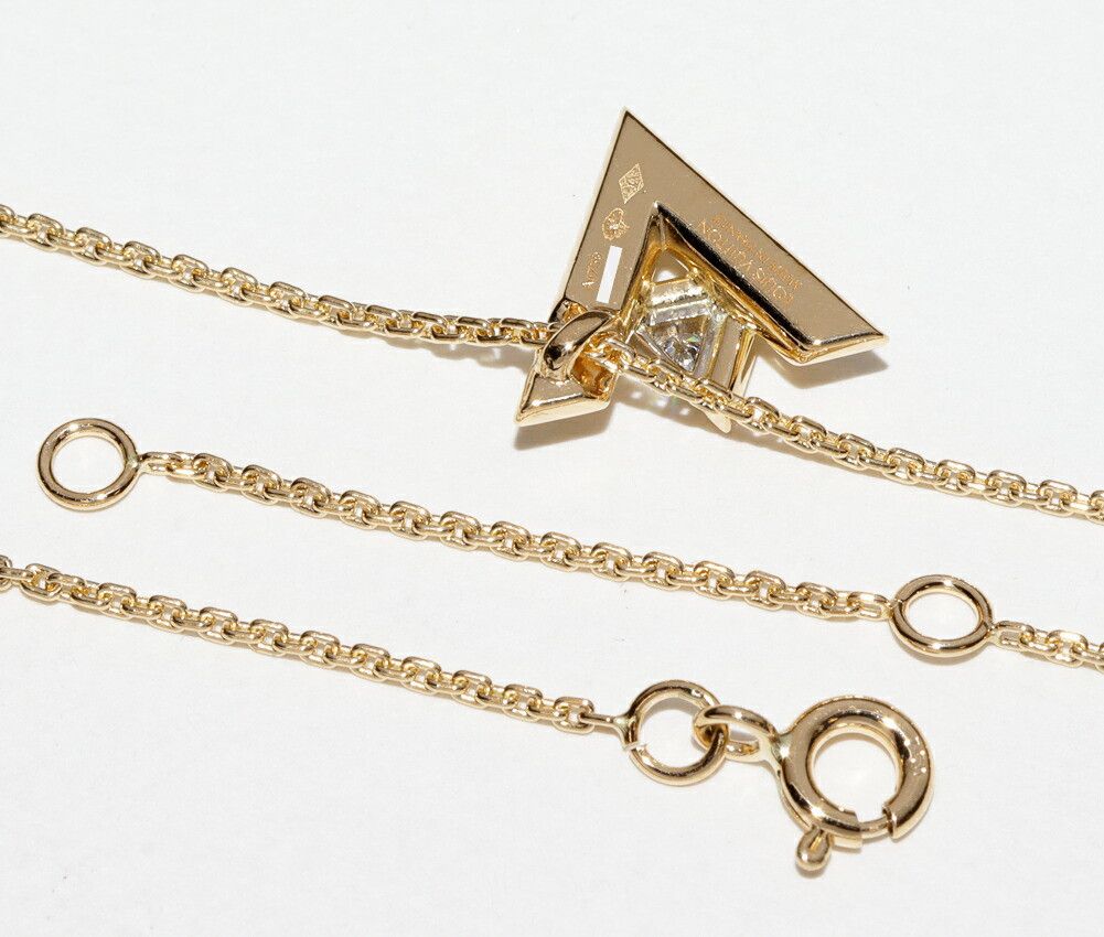 Louis Vuitton Louis Vuitton Louis Vuitton K18YG LV Volt One Pendant Necklace Q93805 Crocodile skin Necklace Q93805 DUTY FREE for USA Size ONE SIZE - 4 Thumbnail