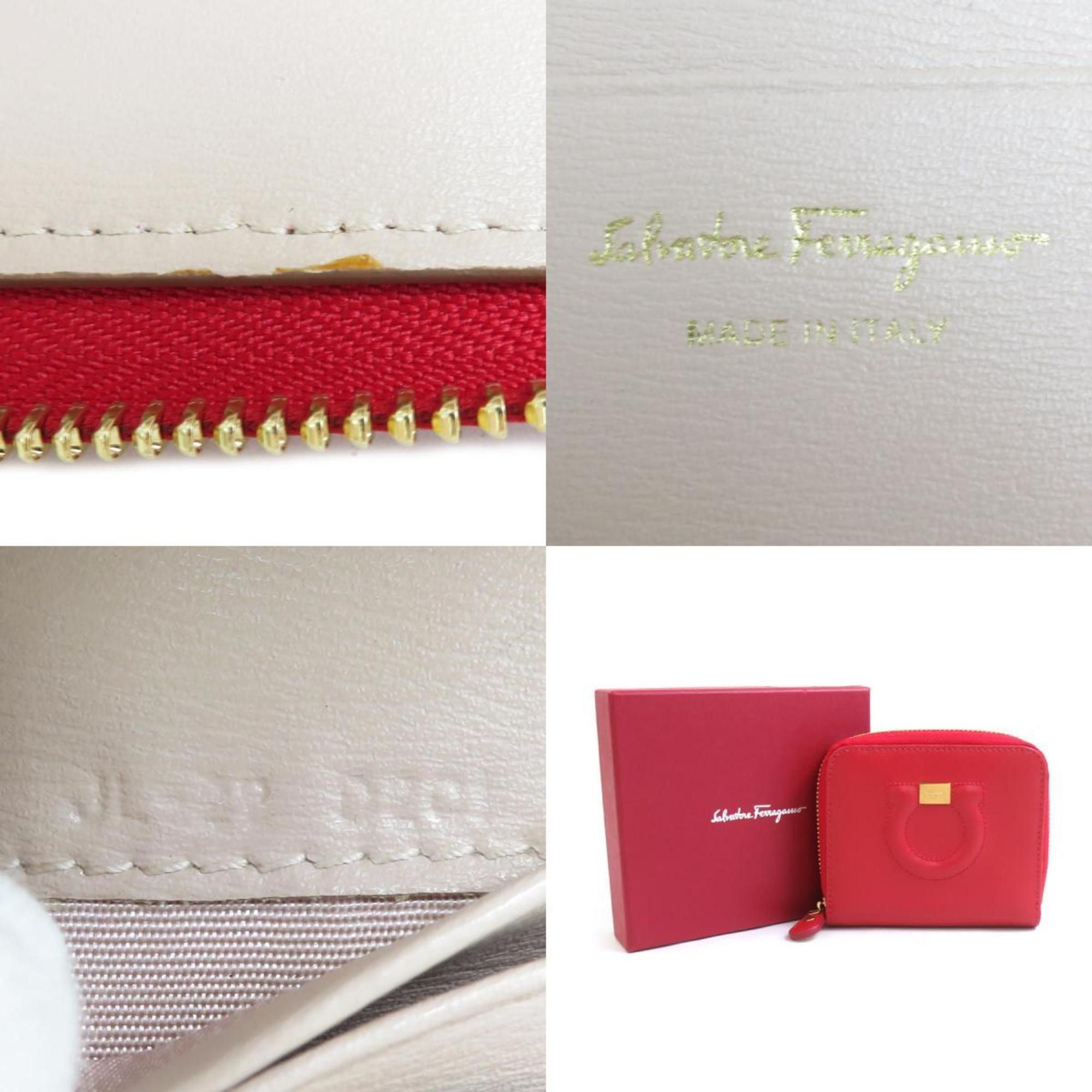 Salvatore Ferragamo Salvatore Ferragamo Gancini Leather Bi-fold Wallet in Red for Women (r10831a) Size ONE SIZE - 5 Thumbnail