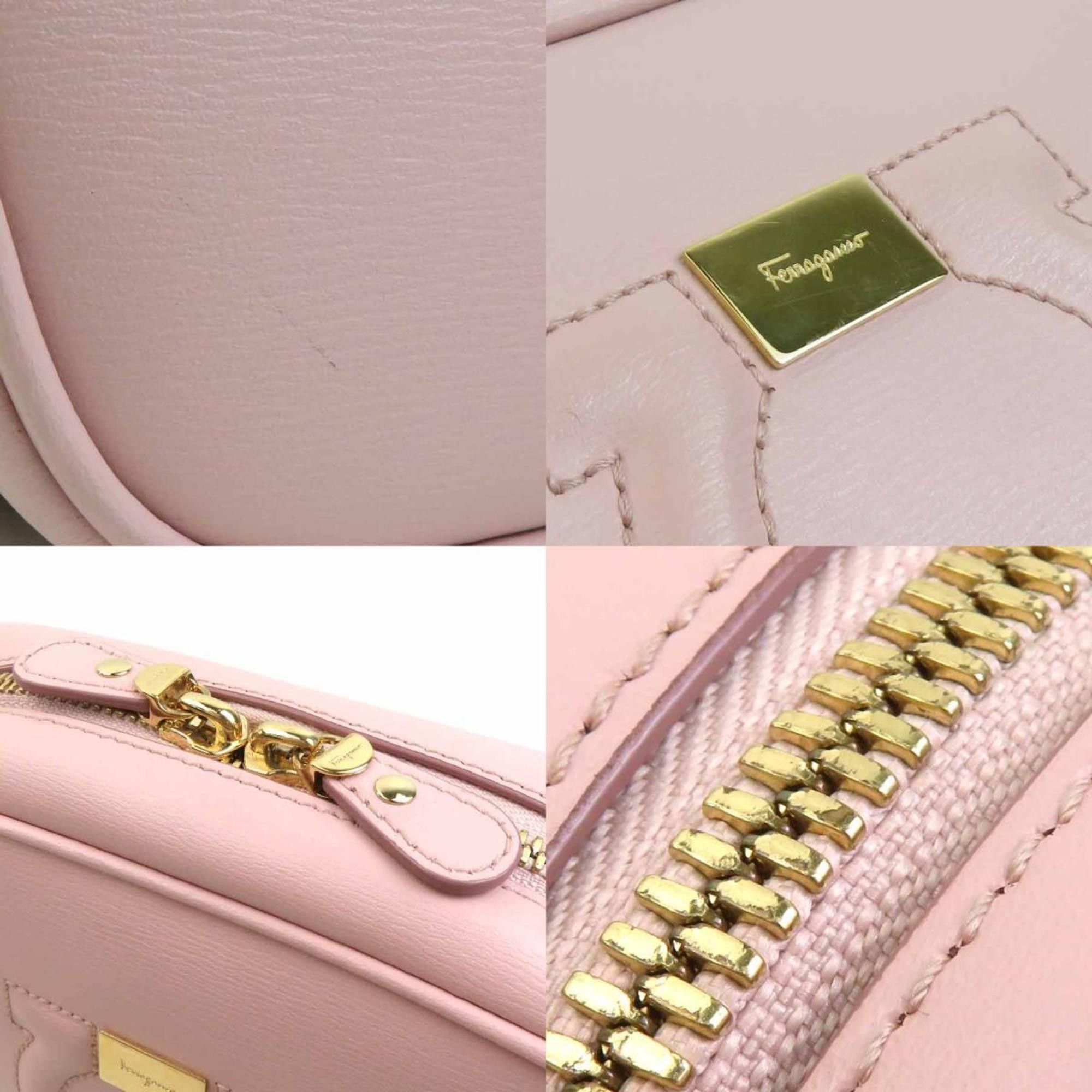 Salvatore Ferragamo Salvatore Ferragamo Gancini Leather Shoulder Bag in Light Pink for Women (r10824n) Size ONE SIZE - 4 Thumbnail