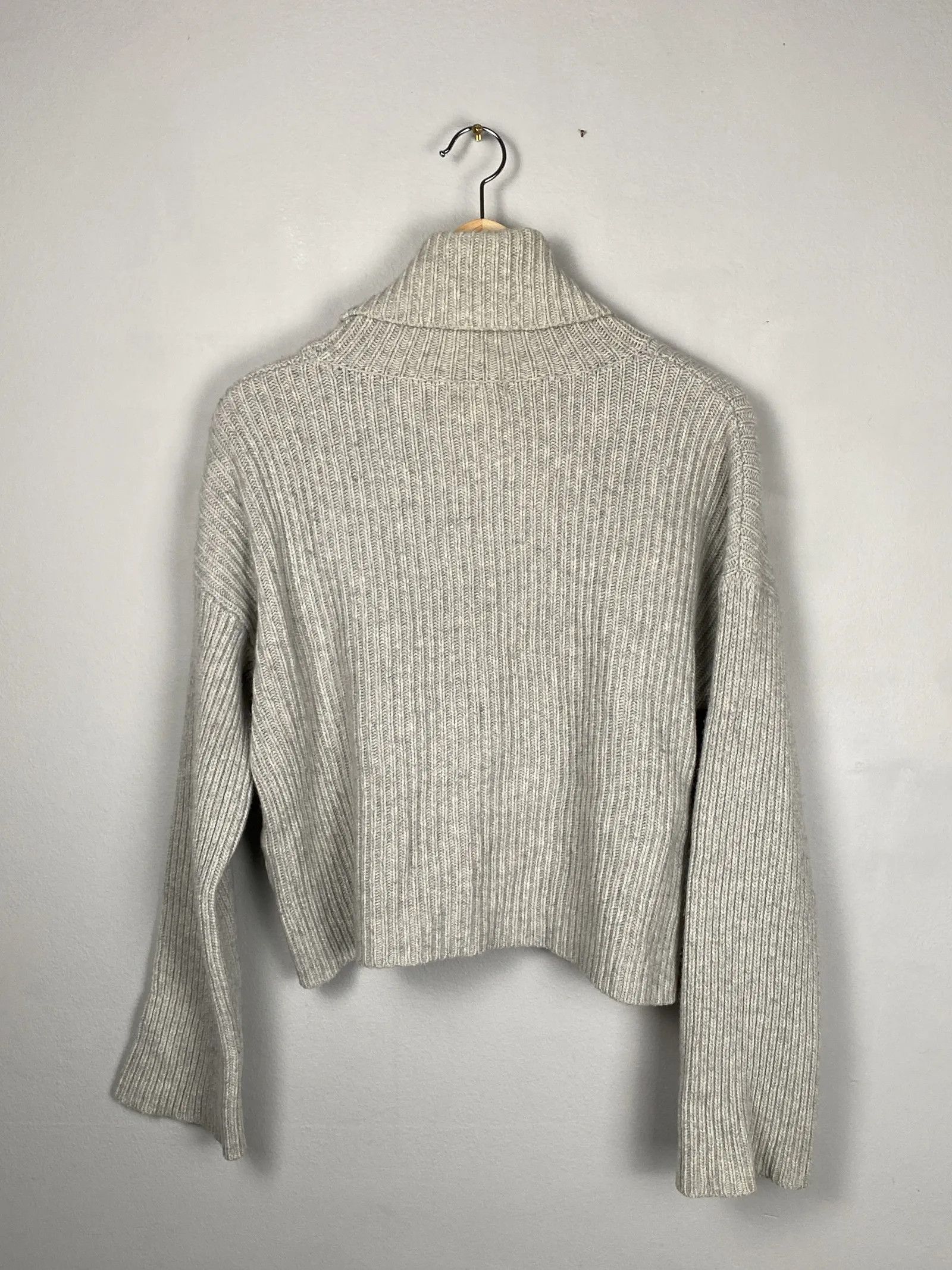 H&M H&M Polo knit Size XS / US 0-2 / IT 36-38 - 4 Thumbnail