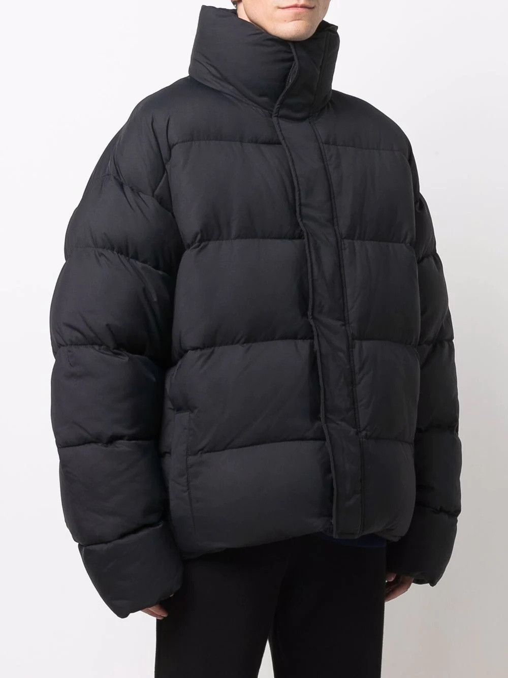 Balenciaga $4.2K VALUE BB-logo puffer jacket in black Size US XS / EU 42 / 0 - 3 Thumbnail