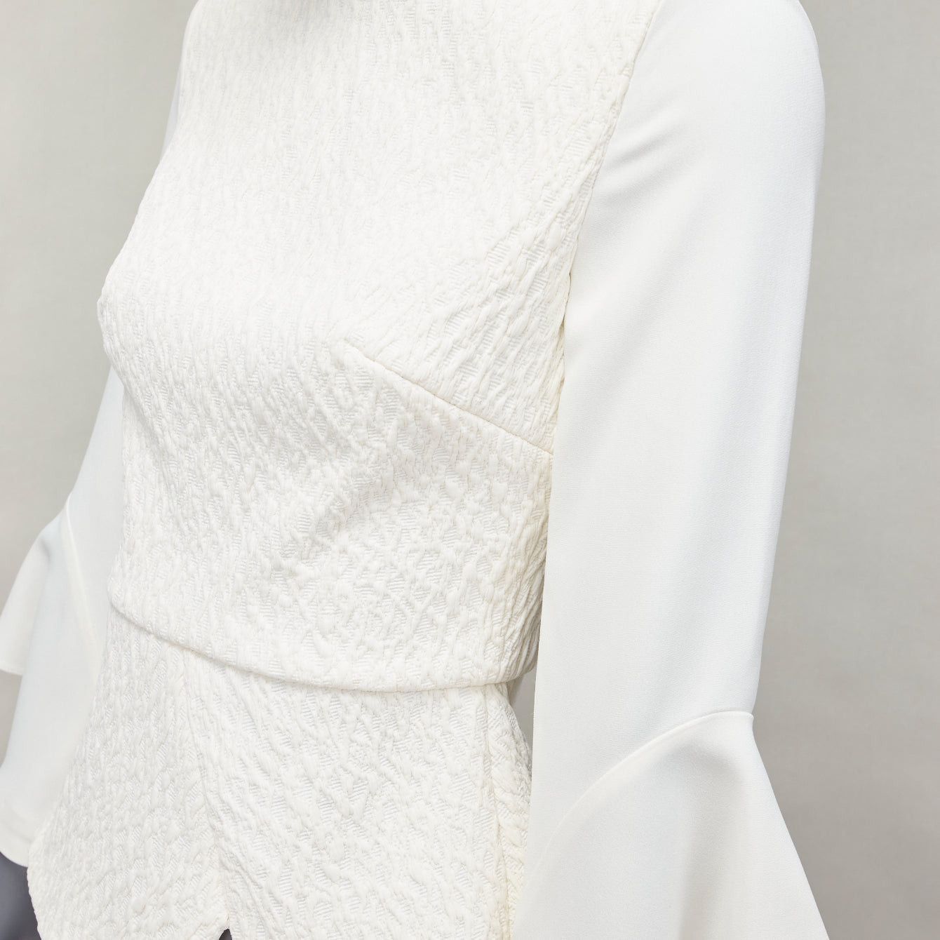 Roland Mouret ROLAND MOURET 2018 Richardson cream textured crepe ruffle cuff peplum top UK6 XS Size XS / US 0-2 / IT 36-38 - 7 Thumbnail