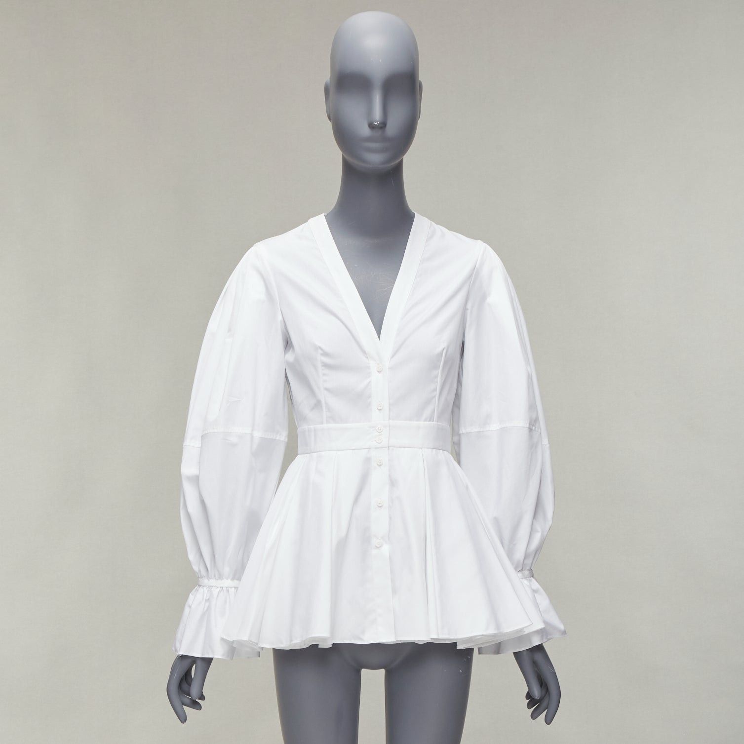 Alexander McQueen ALEXANDER MCQUEEN white cotton V-neck balloon sleeve peplum dress shirt IT38 XS Size XS / US 0-2 / IT 36-38 - 10 Thumbnail