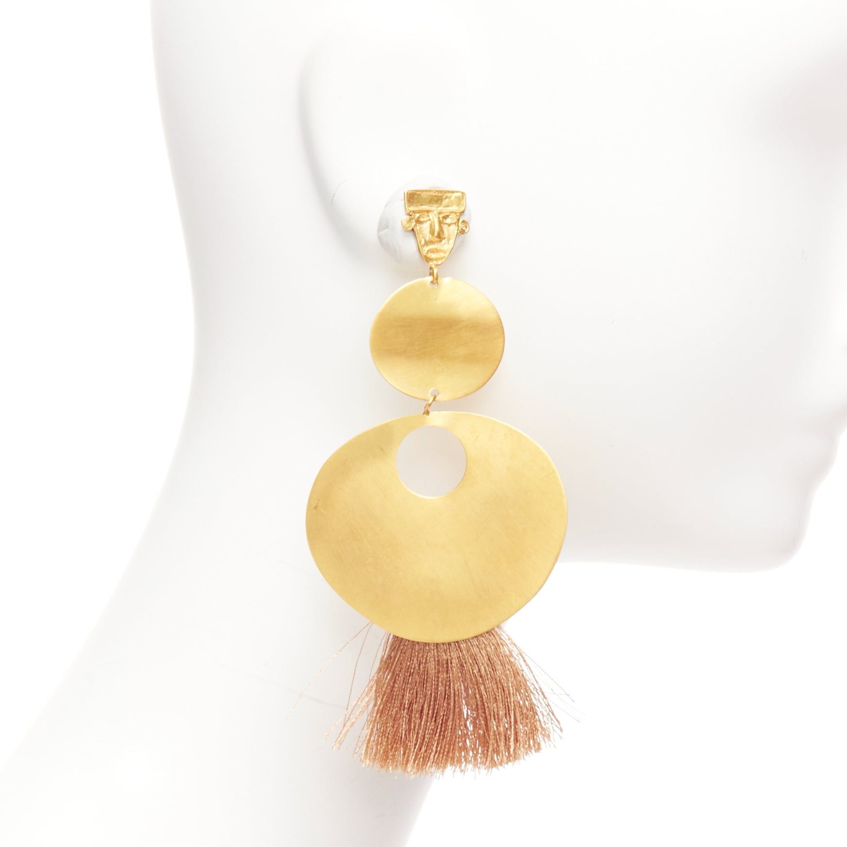 Other PMX CANO gold metal geometric tribal face beige tassel pin earrings Pair Size ONE SIZE - 4 Thumbnail