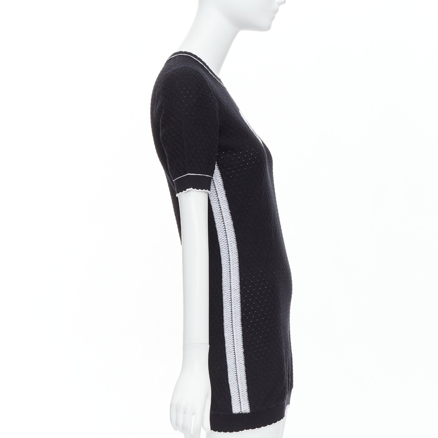 Chanel CHANEL 23C black cotton CC No.5 bead broderie pointelle dress FR34 XS Size XS / US 0-2 / IT 36-38 - 4 Thumbnail