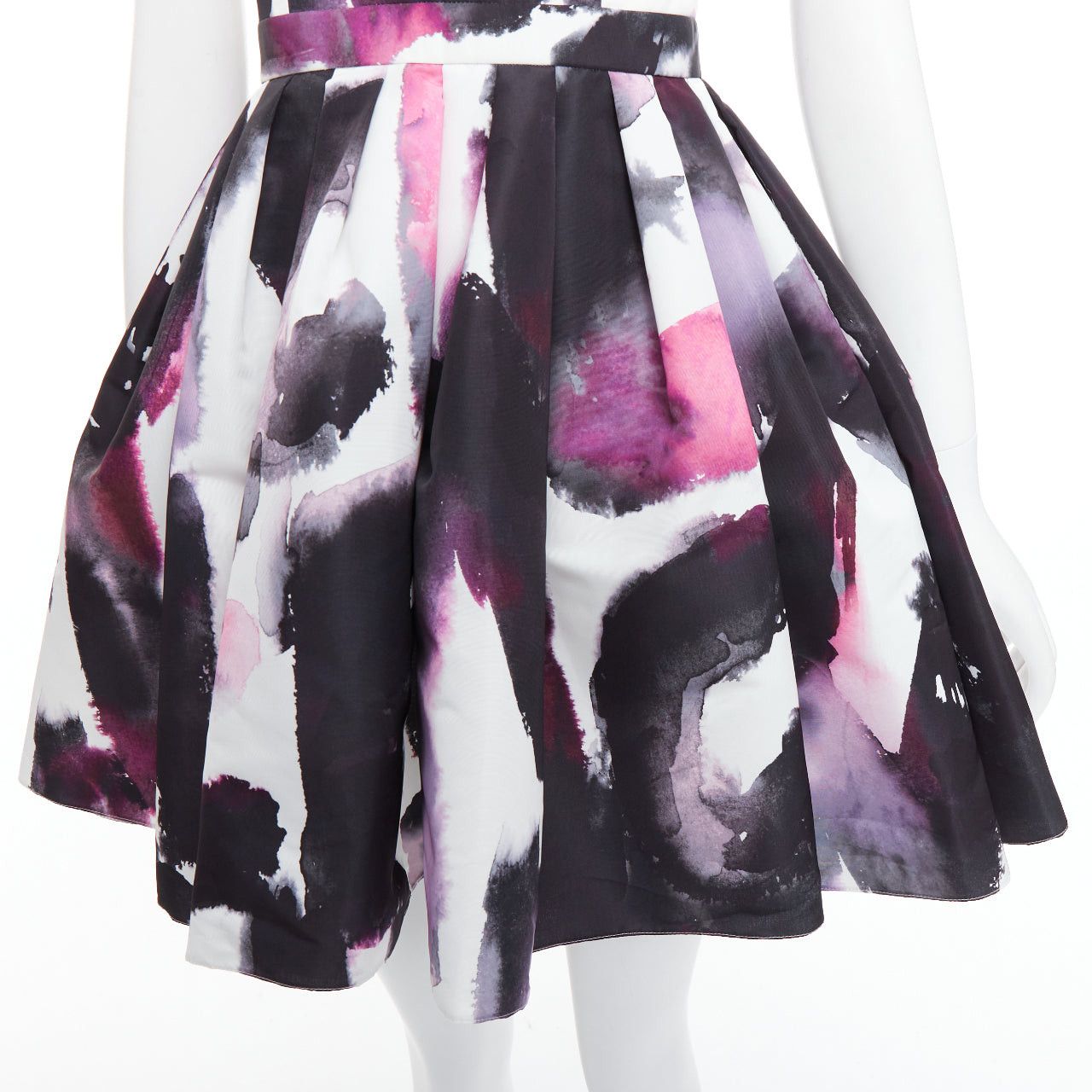 Alexander McQueen ALEXANDER MCQUEEN 2022 purple watercolor Graffiti print flared short dress IT38 XS Size XS / US 0-2 / IT 36-38 - 2 Thumbnail