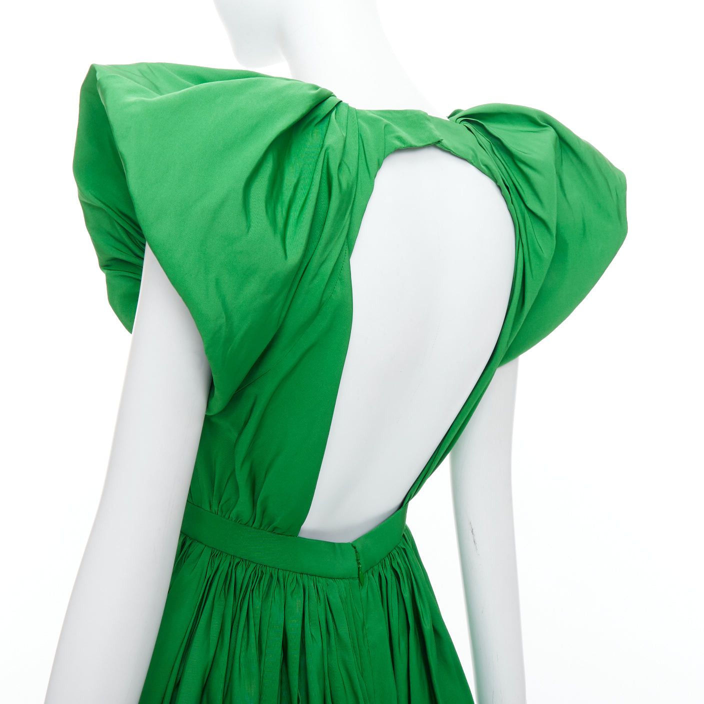 Alexander McQueen ALEXANDER MCQUEEN 2023 kelly green open back puff sleeve midi dress IT38 XS Size XS / US 0-2 / IT 36-38 - 7 Thumbnail