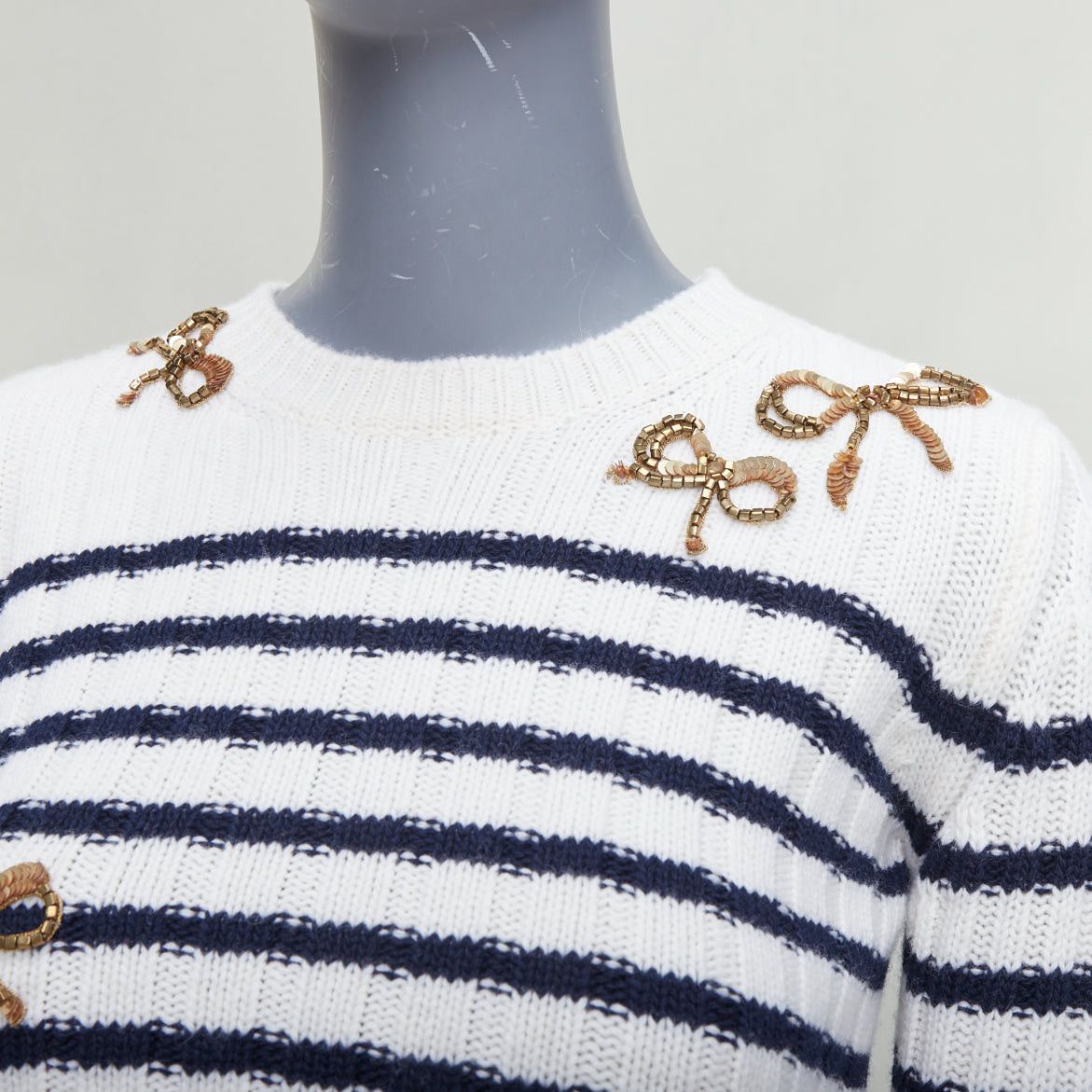 Valentino VALENTINO 2023 cream virgin wool gold sequin ribbon striped crop sweater XS Size S / US 4 / IT 40 - 2 Thumbnail