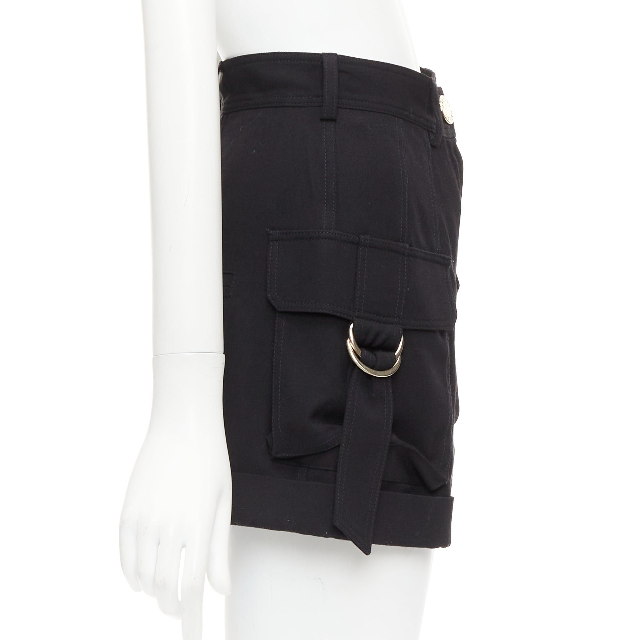 Balmain BALMAIN black wool gold logo button pocketed cargo shorts FR36 S Size 27" / US 4 / IT 40 - 4 Thumbnail
