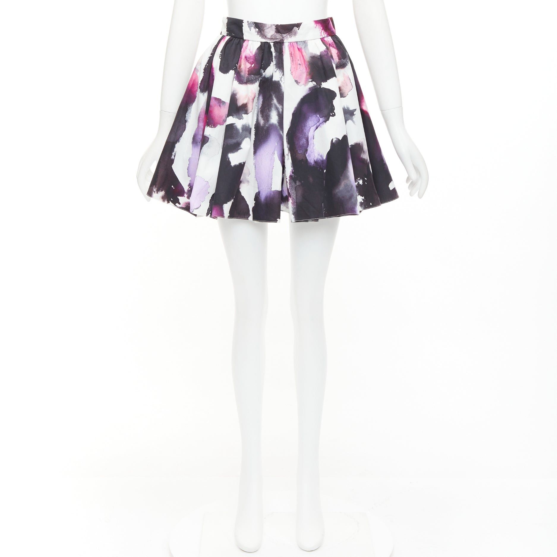 Alexander McQueen ALEXANDER MCQUEEN 2022 purple watercolor paint print pleated skirt IT38 XS Size 26" / US 2 / IT 38 - 9 Thumbnail