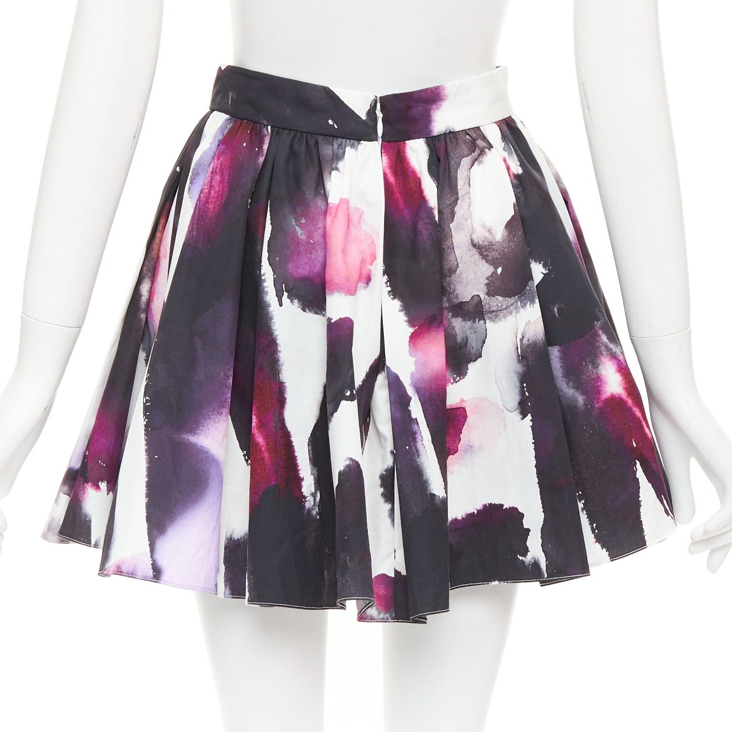 Alexander McQueen ALEXANDER MCQUEEN 2022 purple watercolor paint print pleated skirt IT38 XS Size 26" / US 2 / IT 38 - 5 Thumbnail
