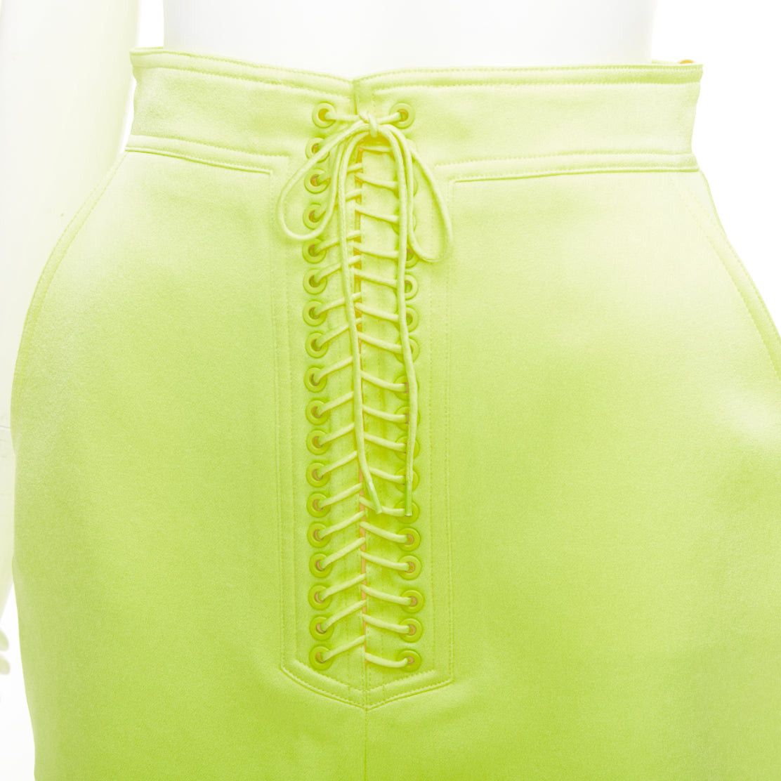 Alex Perry ALEX PERRY Spence neon yellow satin lace up rounded mini skirt UK6 XS Size 26" / US 2 / IT 38 - 2 Thumbnail