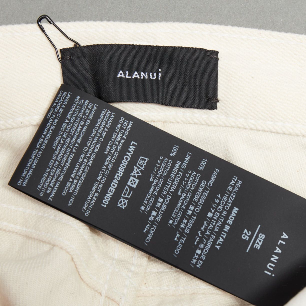 Alanui ALANUI 2024 Papaya pink ombre dip dye cream frayed denim shorts 25" Size 25" / US 0 / IT 36 - 8 Thumbnail