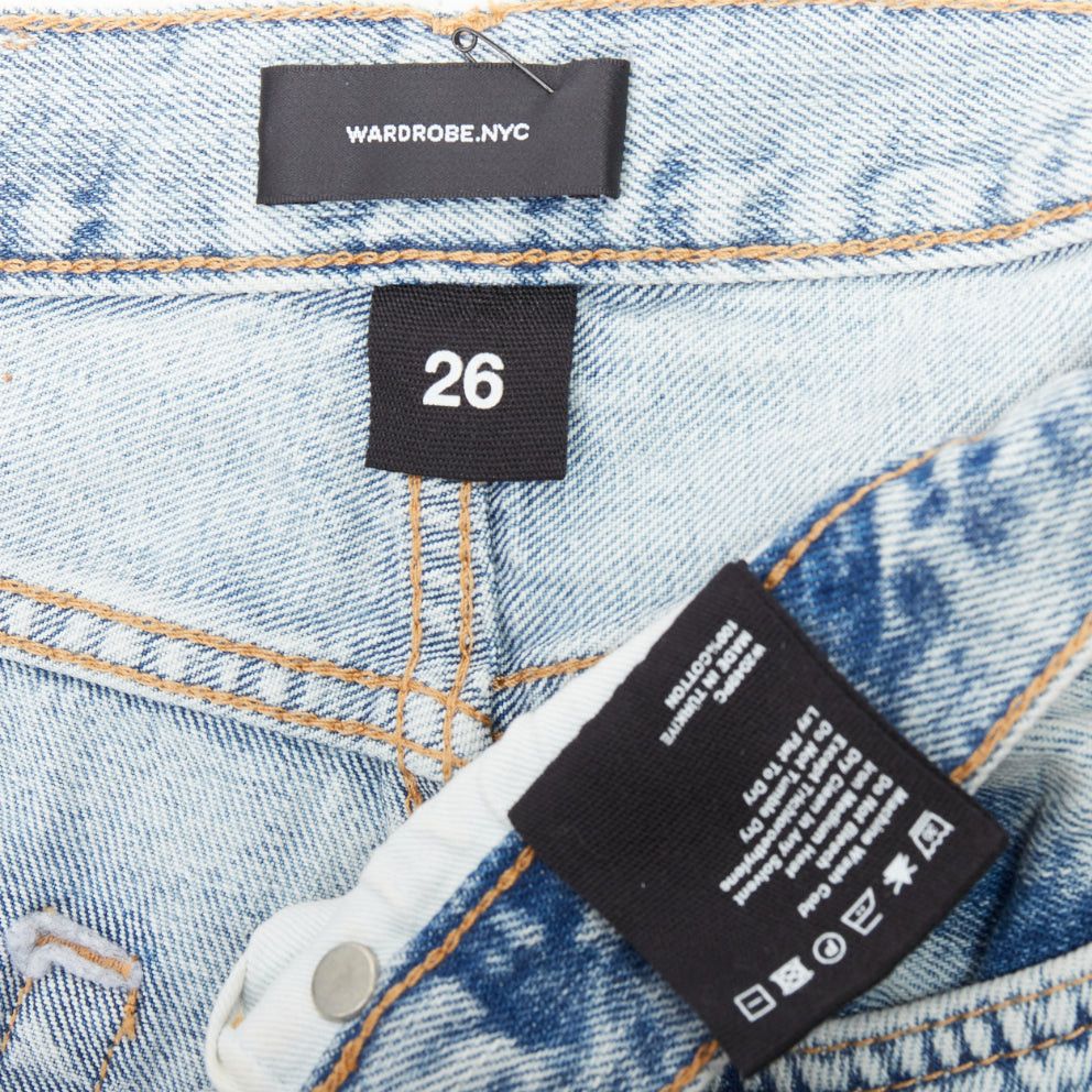 WARDROBE.NYC WARDROBE NYC stone wash blue leather tag mid denim shorts 26" Size 26" / US 2 / IT 38 - 8 Thumbnail
