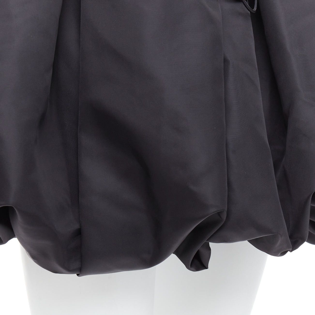 Other DAVID KOMA black nylon bubble silver drawstring puffball skirt UK6 XS Size 26" / US 2 / IT 38 - 7 Thumbnail