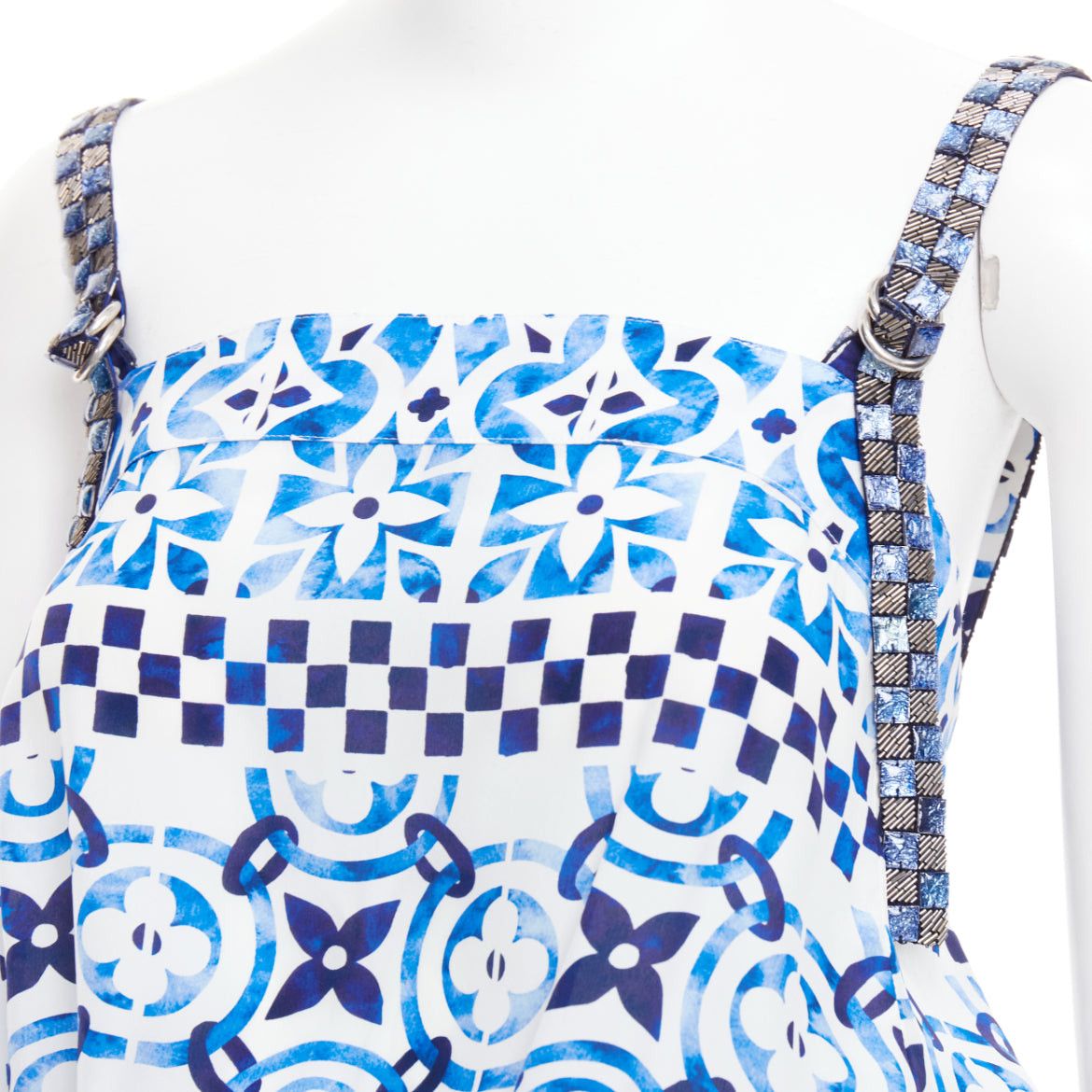 Louis Vuitton LOUIS VUITTON Monogram Tile 100% silk white blue majolica beaded strap playsuit FR34 XS Size 26" / US 2 / IT 38 - 2 Thumbnail