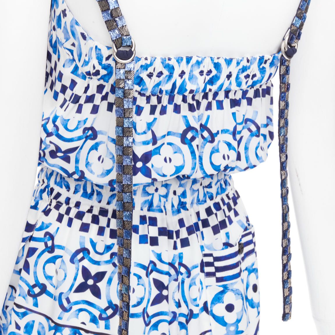 Louis Vuitton LOUIS VUITTON Monogram Tile 100% silk white blue majolica beaded strap playsuit FR34 XS Size 26" / US 2 / IT 38 - 7 Thumbnail