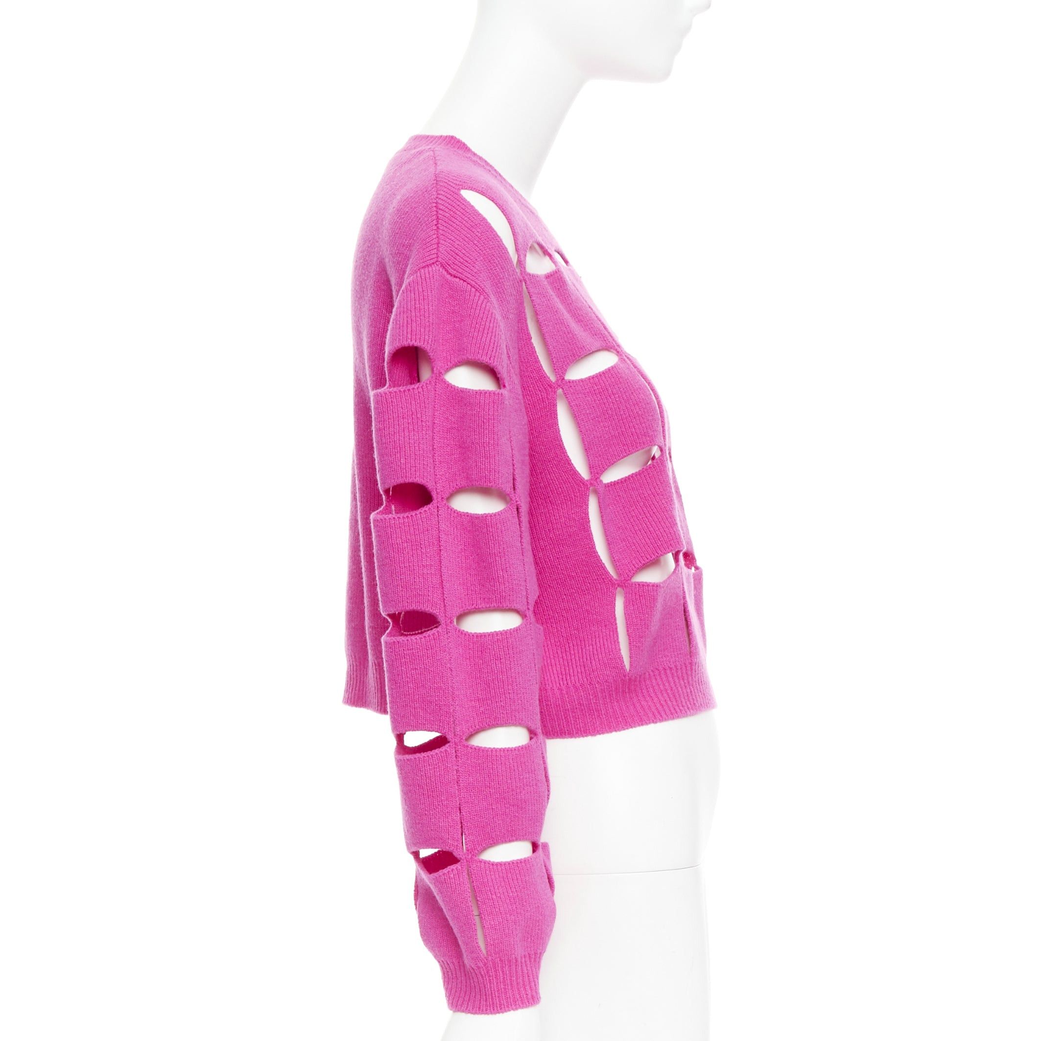 Valentino VALENTINO 2022 Pier Paolo Piccioli pink virgin wool cut out crop sweater S Size S / US 4 / IT 40 - 4 Thumbnail