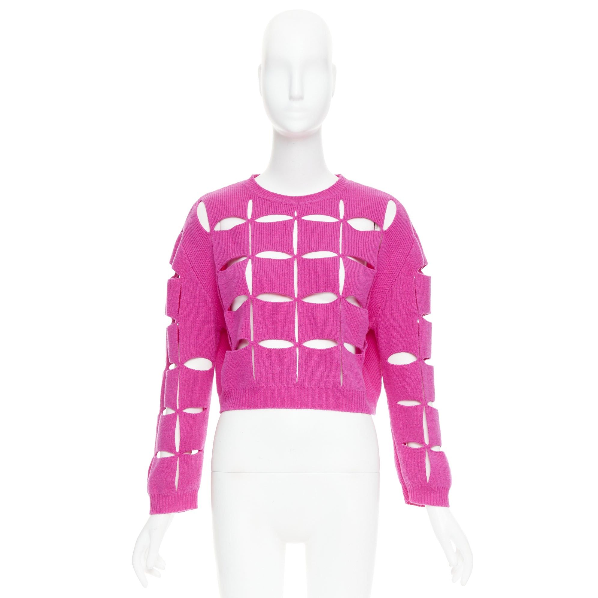 Valentino VALENTINO 2022 Pier Paolo Piccioli pink virgin wool cut out crop sweater S Size S / US 4 / IT 40 - 9 Thumbnail