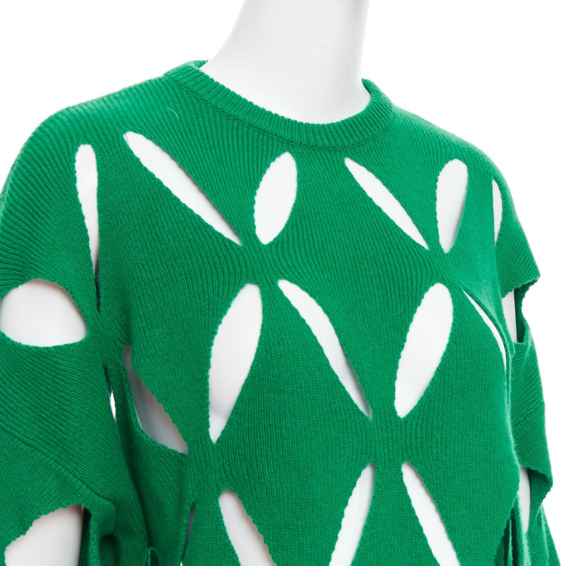 Valentino VALENTINO 2022 Pier Paolo Piccioli green virgin wool cut out sweater XXS Size XS / US 0-2 / IT 36-38 - 2 Thumbnail