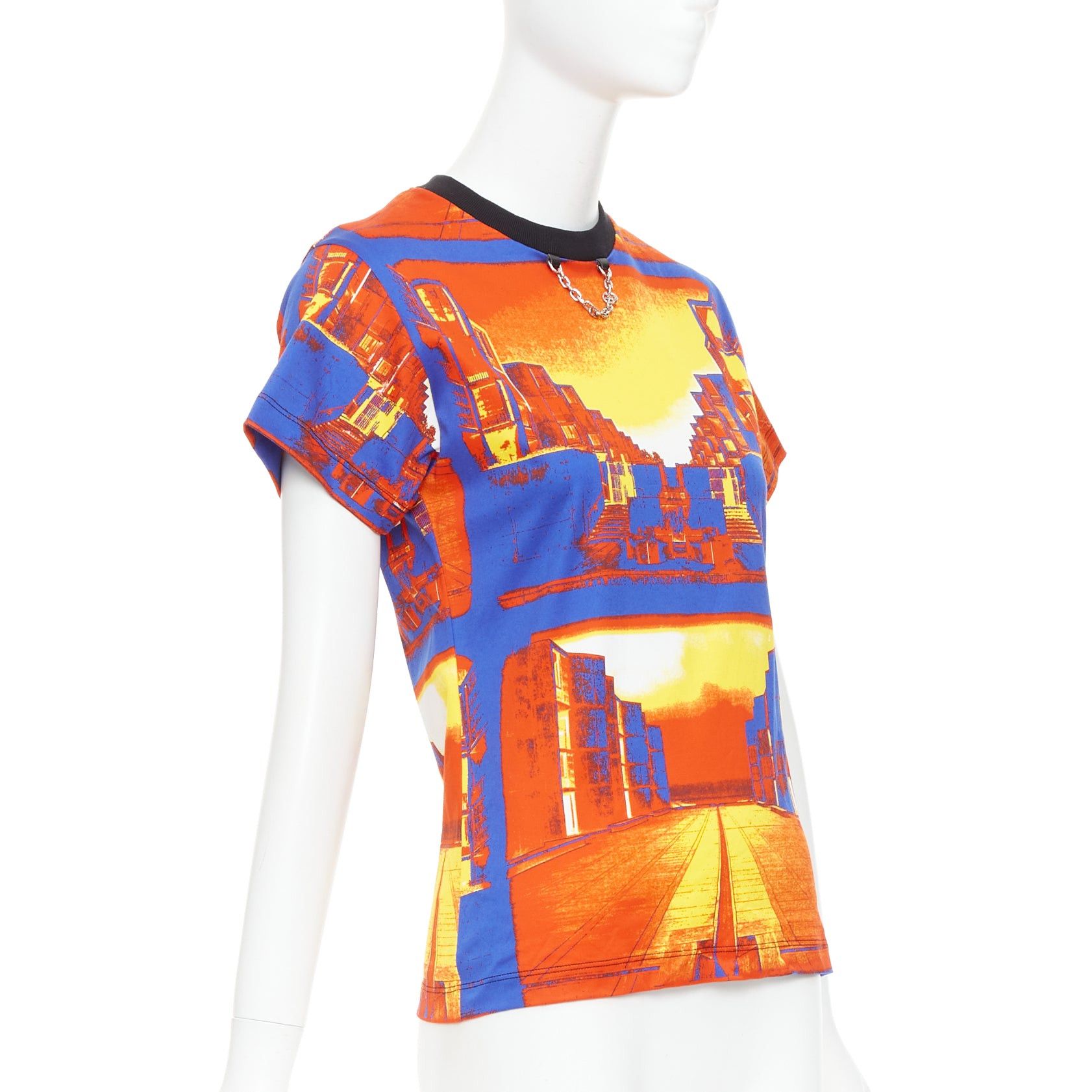 Louis Vuitton LOUIS VUITTON 2023 Salk Institute orange city print LV chain tshirt XS Size S / US 4 / IT 40 - 3 Thumbnail