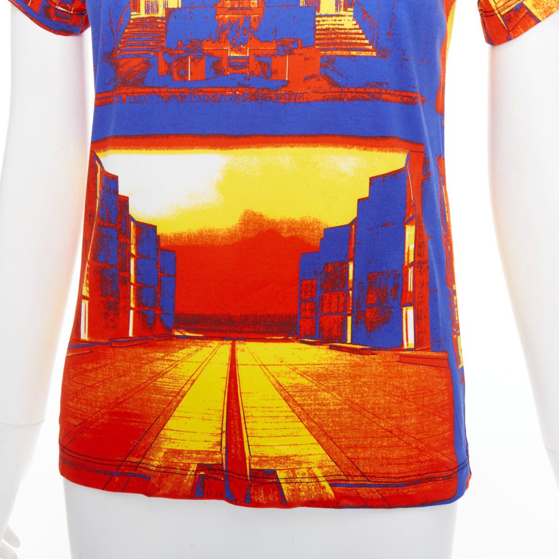 Louis Vuitton LOUIS VUITTON 2023 Salk Institute orange city print LV chain tshirt XS Size S / US 4 / IT 40 - 7 Thumbnail