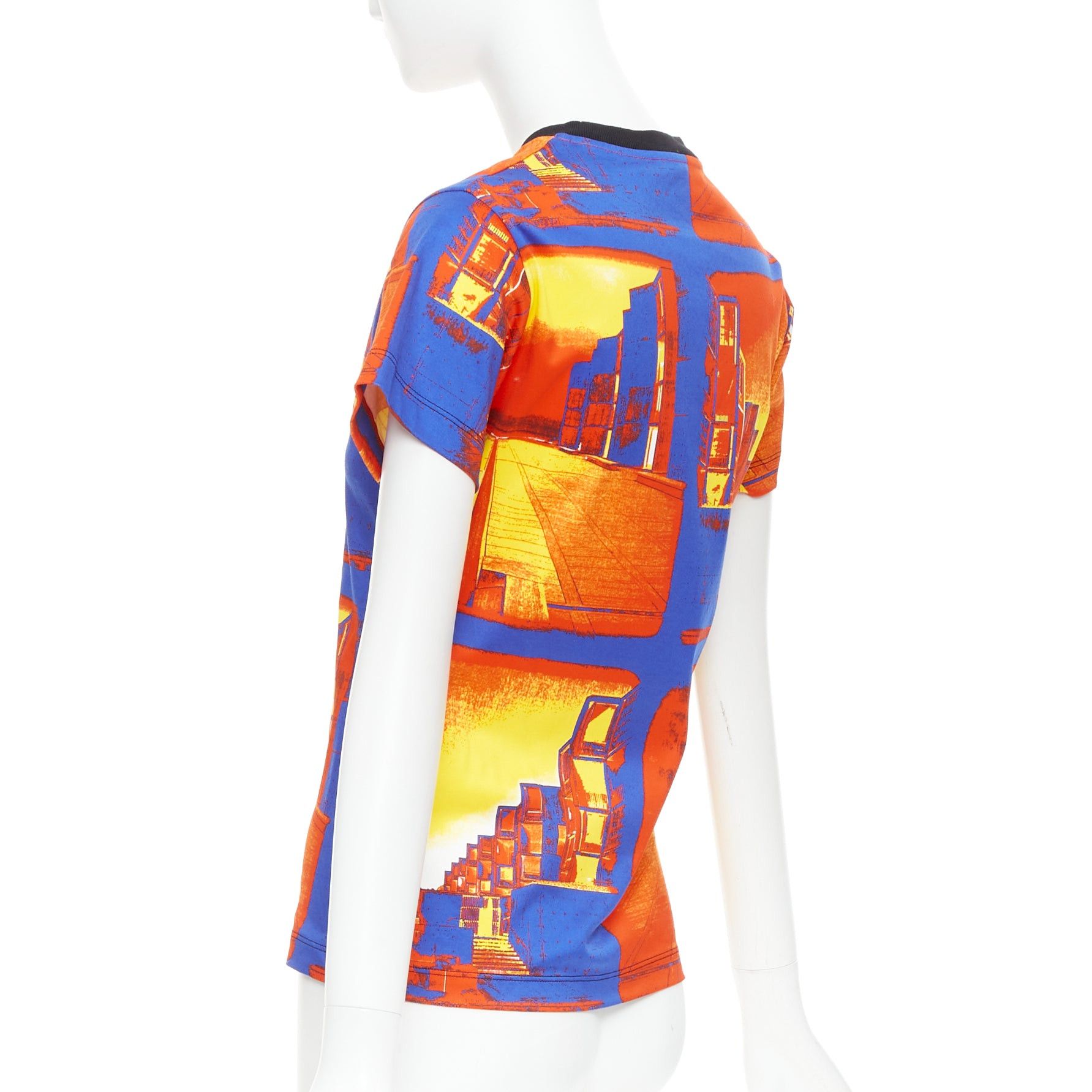 Louis Vuitton LOUIS VUITTON 2023 Salk Institute orange city print LV chain tshirt XS Size S / US 4 / IT 40 - 6 Thumbnail