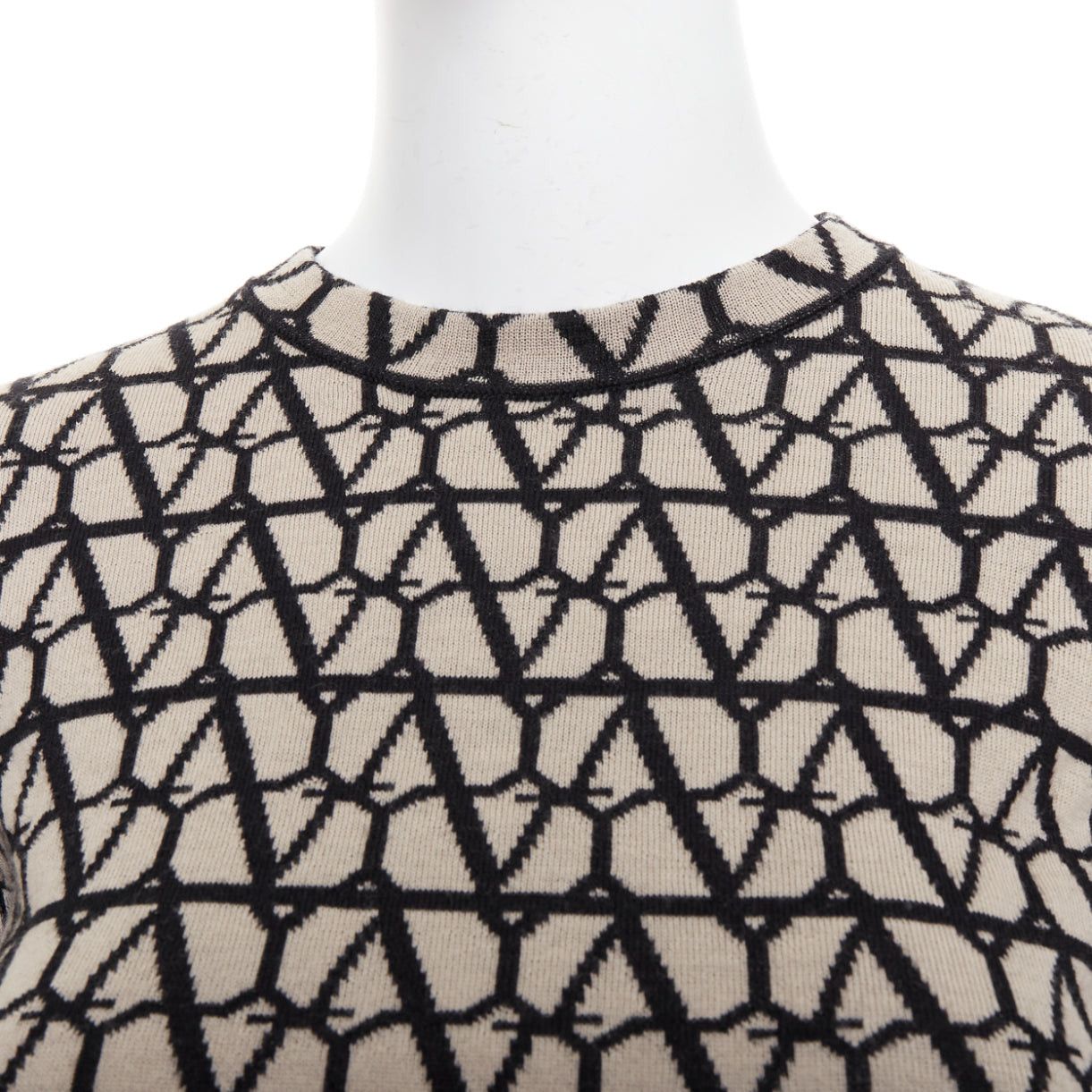 Valentino VALENTINO 2023 Toile Iconographe beige black 100% wool crop sweater top S Size S / US 4 / IT 40 - 2 Thumbnail