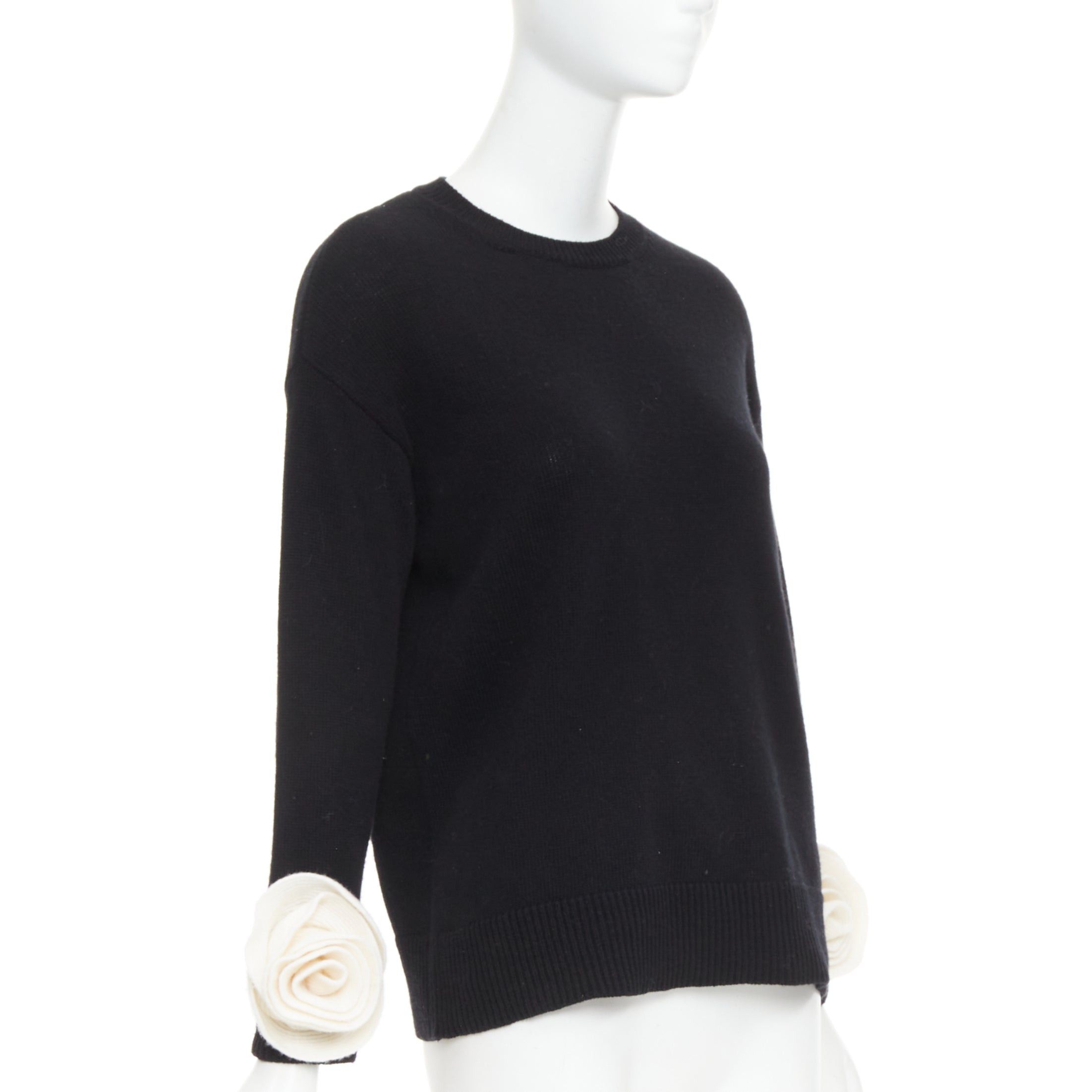 Valentino VALENTINO 2024 black virgin wool cream 3D Flower cuff crew neck sweater XS Size S / US 4 / IT 40 - 3 Thumbnail