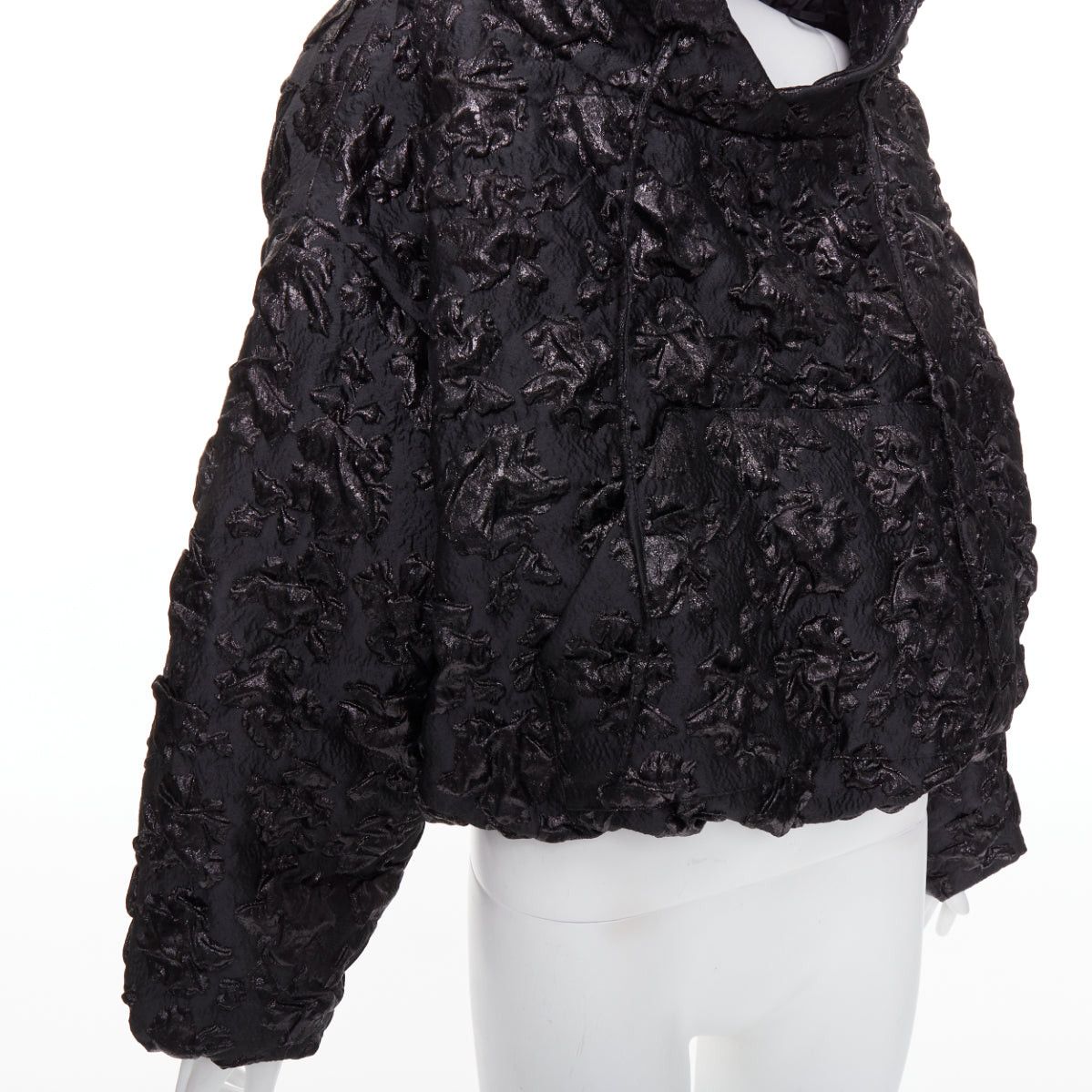 Valentino VALENTINO Pier Paolo Piccioli 2022 black floral 3D jacquard cropped hoodie IT42 M Size M / US 6-8 / IT 42-44 - 2 Thumbnail