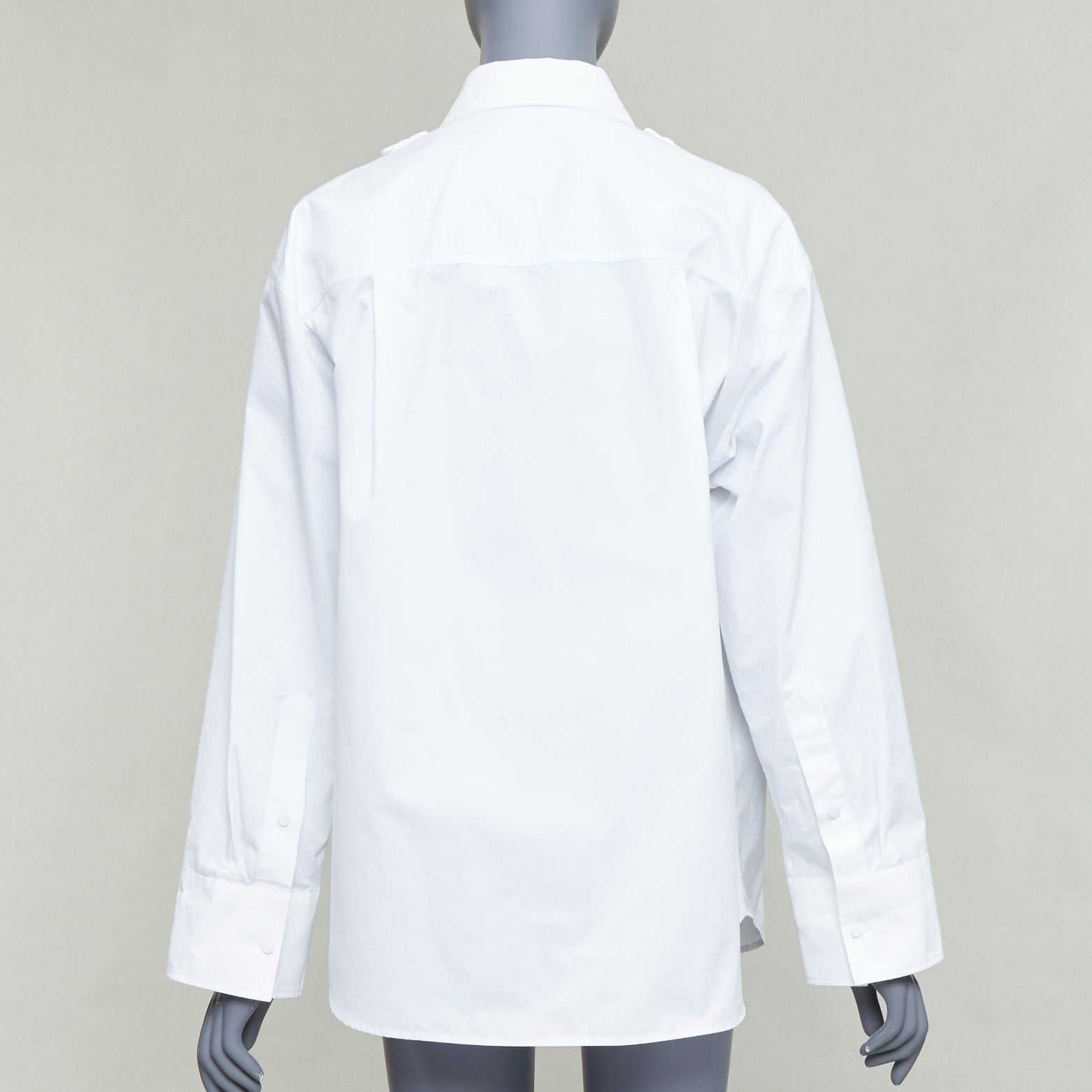 Valentino VALENTINO 2023 white floral 3D applique cut out bib dress shirt IT36 XXS Size XS / US 0-2 / IT 36-38 - 5 Thumbnail