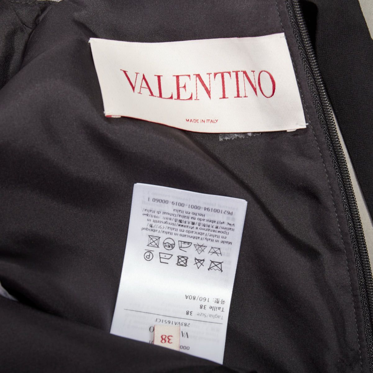 Valentino VALENTINO 2022 Crepe Couture black white wool silk ruffle bib neck tie mini dress IT38 XS Size XS / US 0-2 / IT 36-38 - 8 Thumbnail