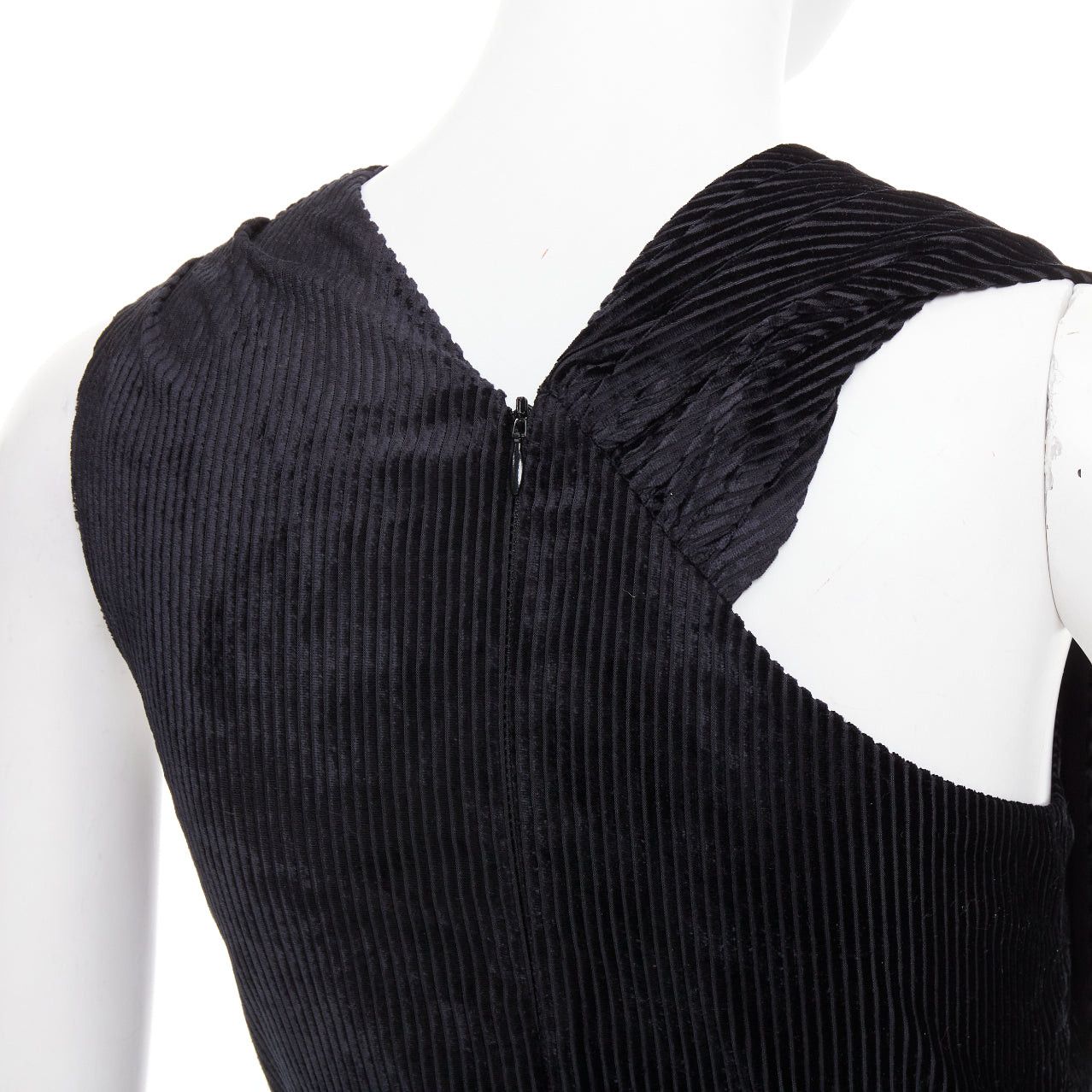 Shushu/Tong SHUSHU TONG Tuck Edge Sloping black corduroy fit flare dress UK6 XS Size XS / US 0-2 / IT 36-38 - 2 Thumbnail