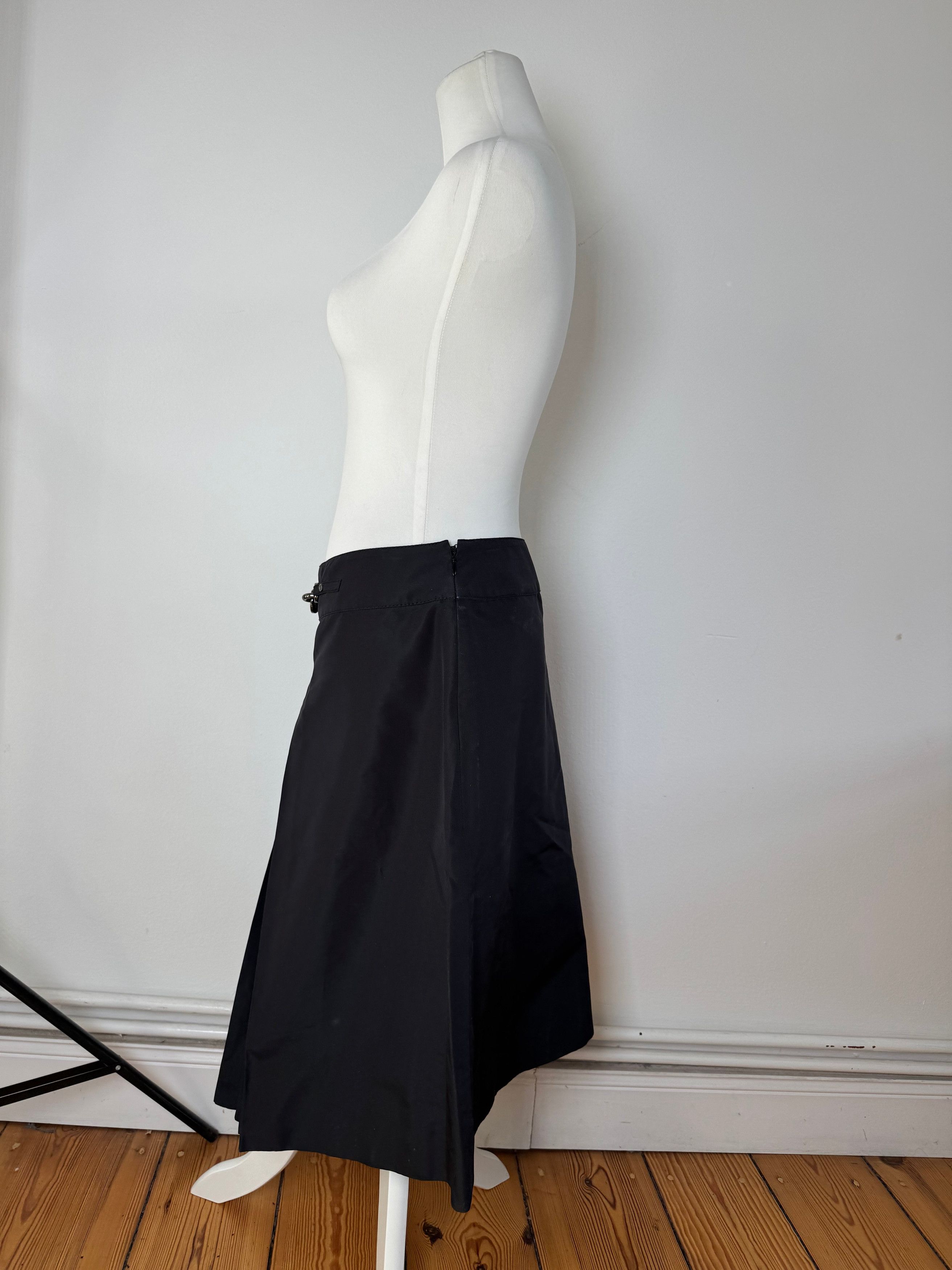 Celine Vintage Paris Silk Skirt black 36/S Size 27" / US 4 / IT 40 - 2 Thumbnail