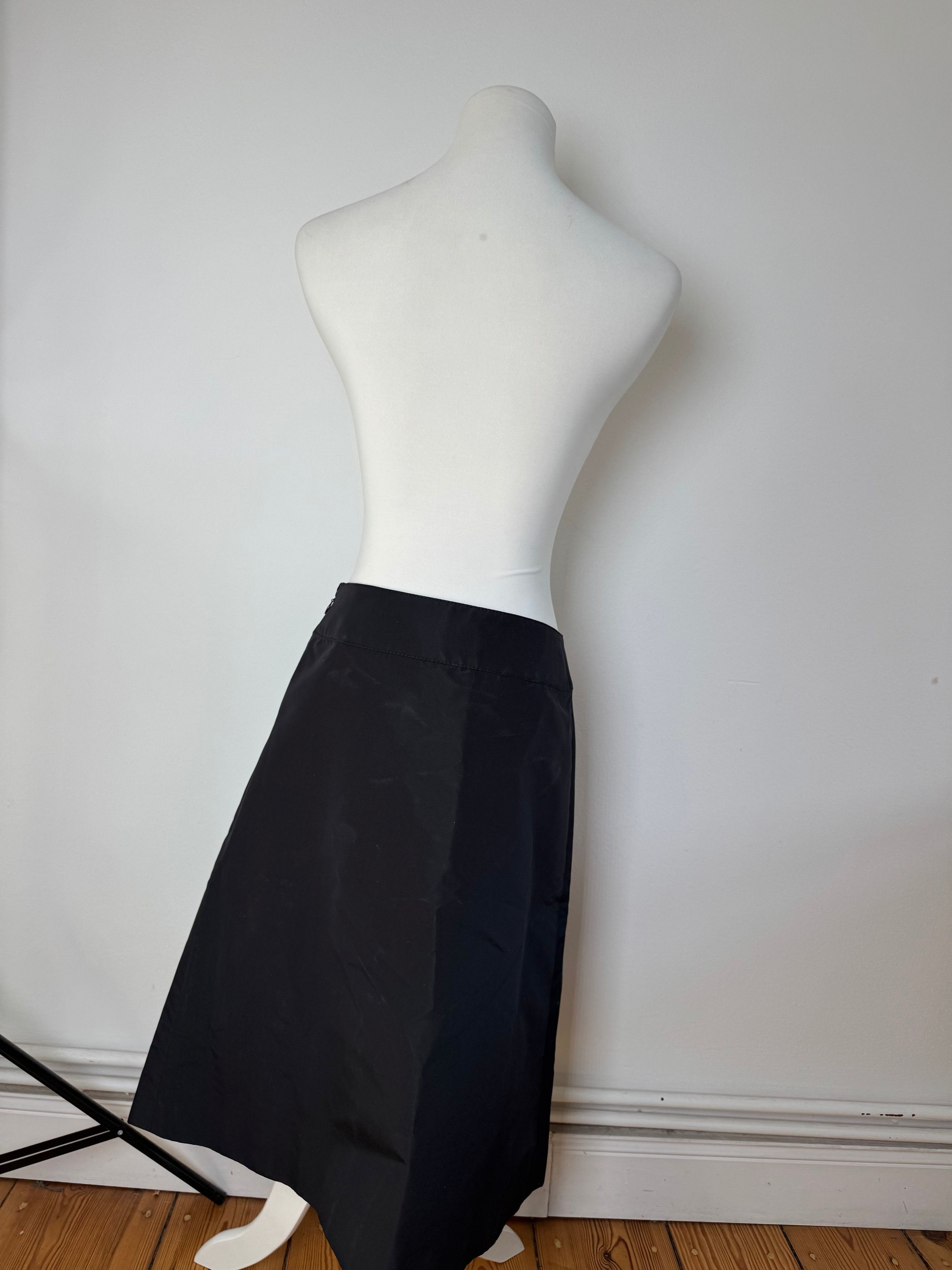 Celine Vintage Paris Silk Skirt black 36/S Size 27" / US 4 / IT 40 - 3 Thumbnail
