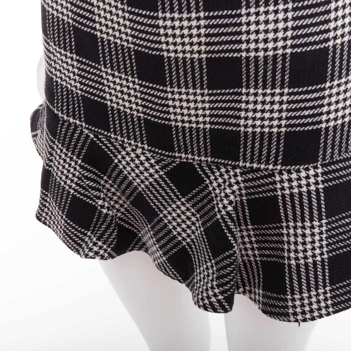 RED Valentino RED VALENTINO black grey houndstooth check print frill mini skort IT38 XS Size 26" / US 2 / IT 38 - 7 Thumbnail
