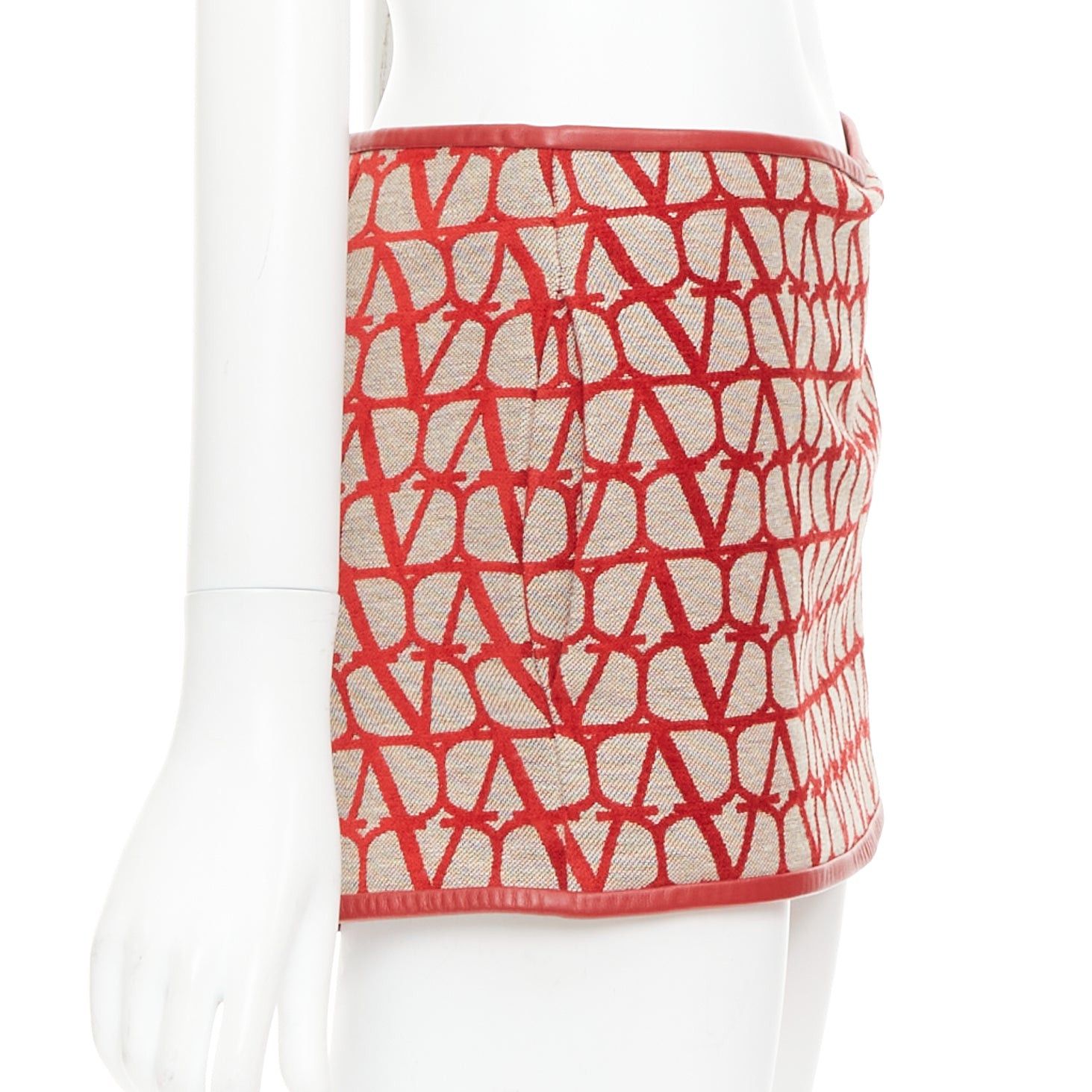 Valentino VALENTINO Toile Iconographe red beige logo leather trim mini skort IT38 XS Size 26" / US 2 / IT 38 - 4 Thumbnail