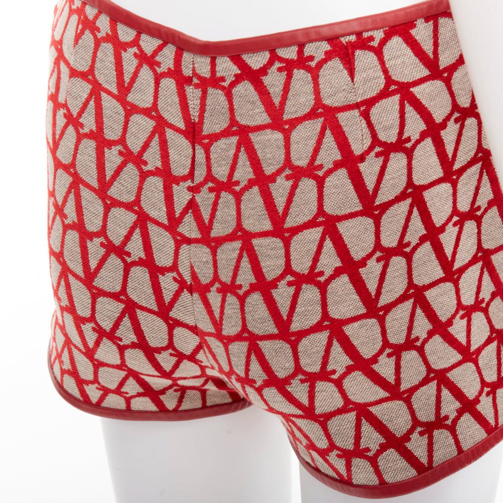 Valentino VALENTINO Toile Iconographe red beige logo leather trim mini skort IT38 XS Size 26" / US 2 / IT 38 - 2 Thumbnail