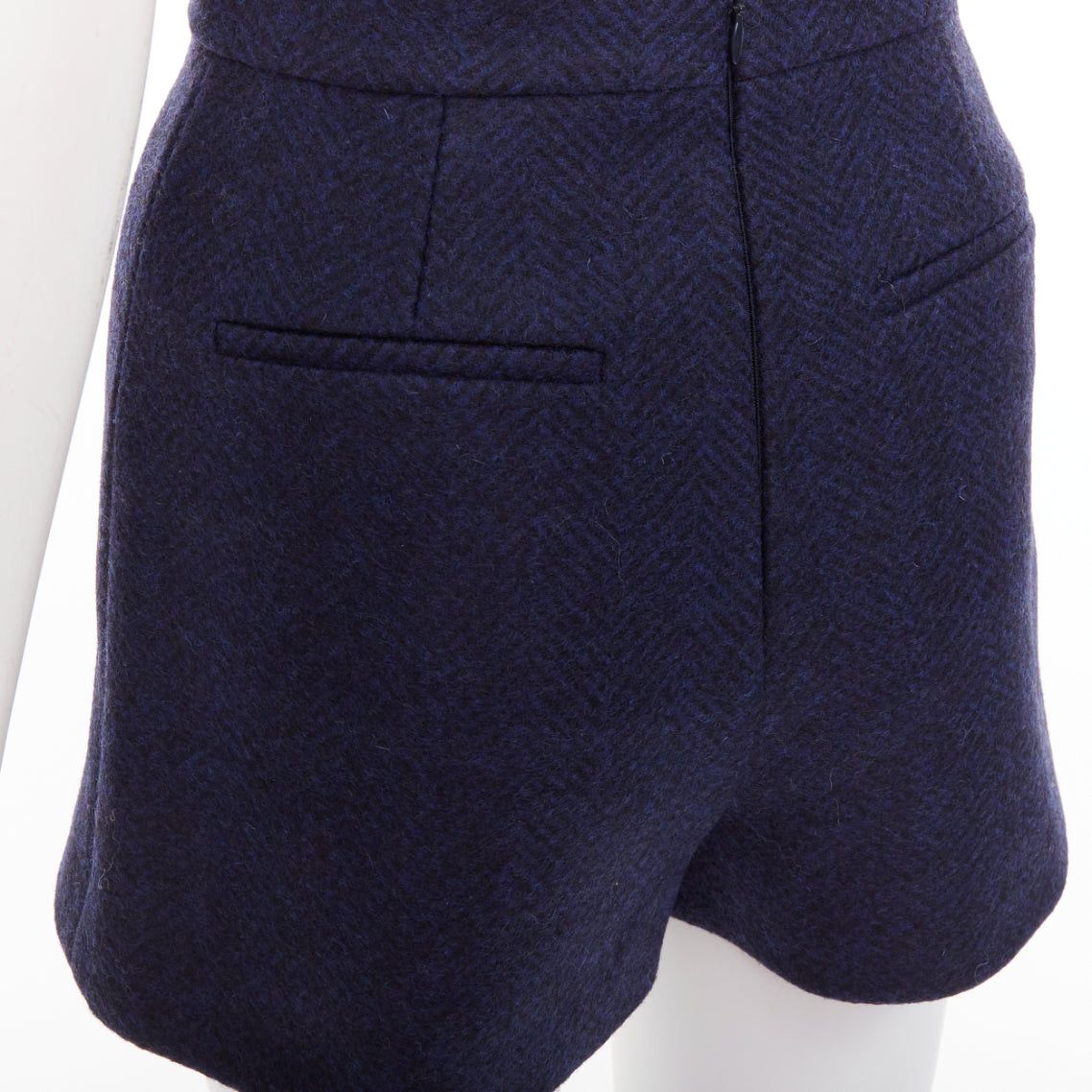 RED Valentino RED VALENTINO navy virgin wool nautical gold button high waist shorts IT36 XXS Size 25" / US 0 / IT 36 - 7 Thumbnail