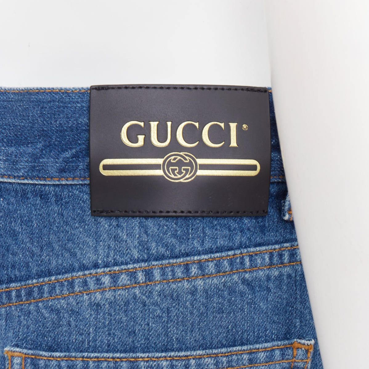 Gucci GUCCI Disney Donald Duck blue denim yellow patch cut off shorts 23" Size 27" / US 4 / IT 40 - 7 Thumbnail