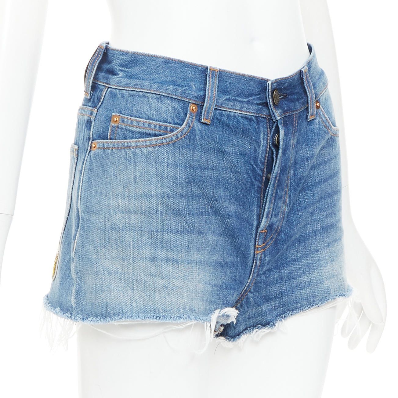 Gucci GUCCI Disney Donald Duck blue denim yellow patch cut off shorts 23" Size 27" / US 4 / IT 40 - 3 Thumbnail