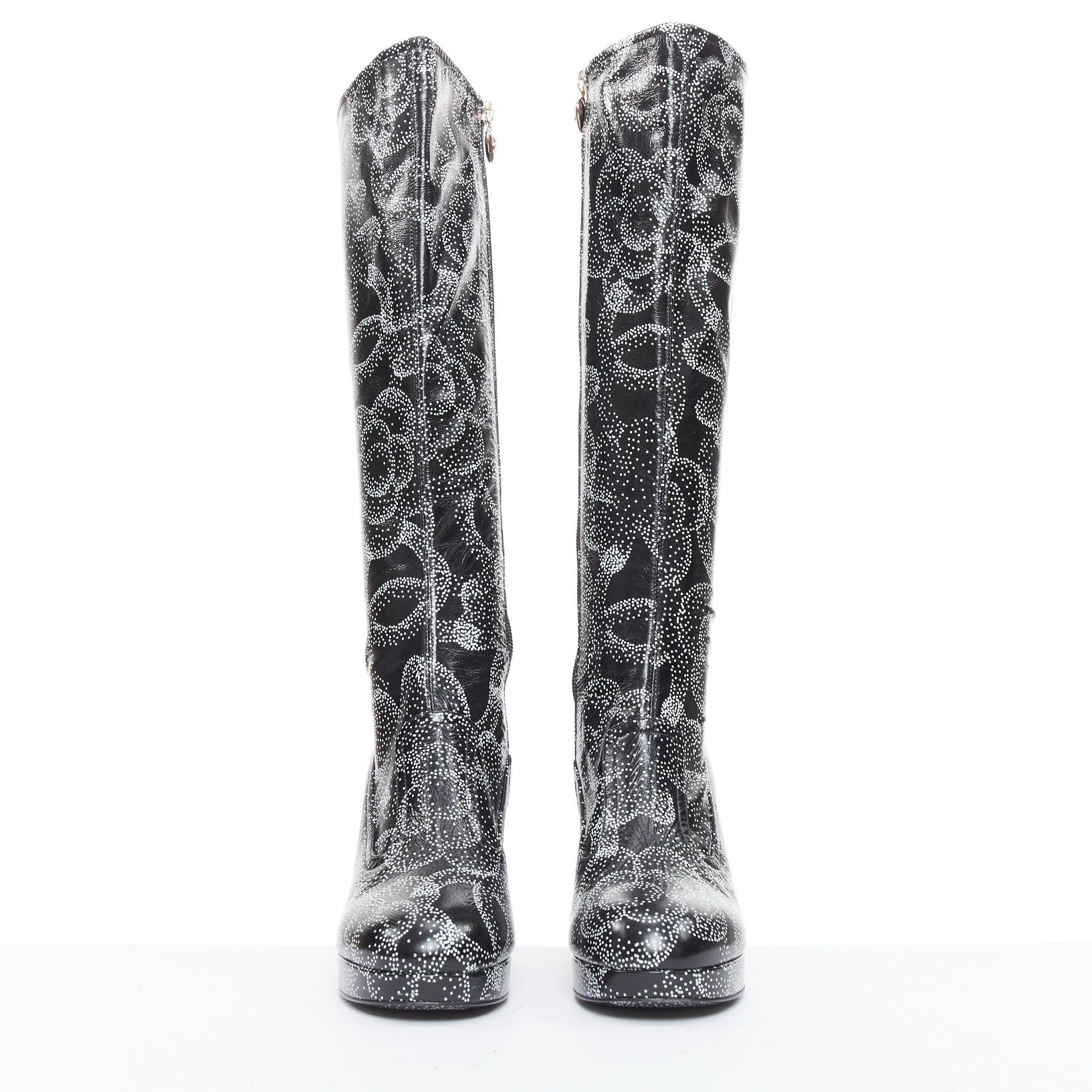 Chanel CHANEL 23A Runway white black CC camellia dotted logo print tall boots EU39 Size US 9 / IT 39 - 3 Thumbnail