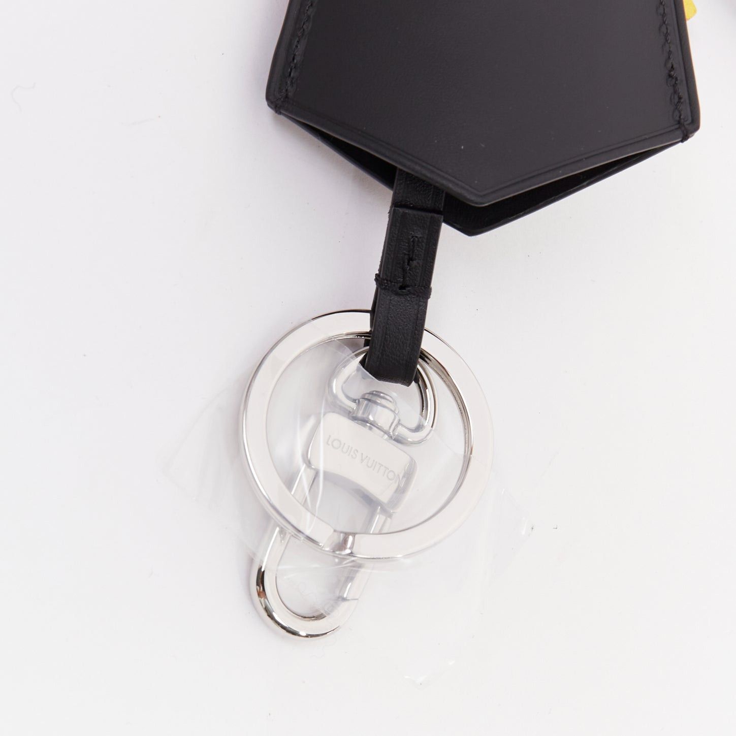 Louis Vuitton LOUIS VUITTON optic blue yellow logo black leather luggage tag Size ONE SIZE - 5 Thumbnail