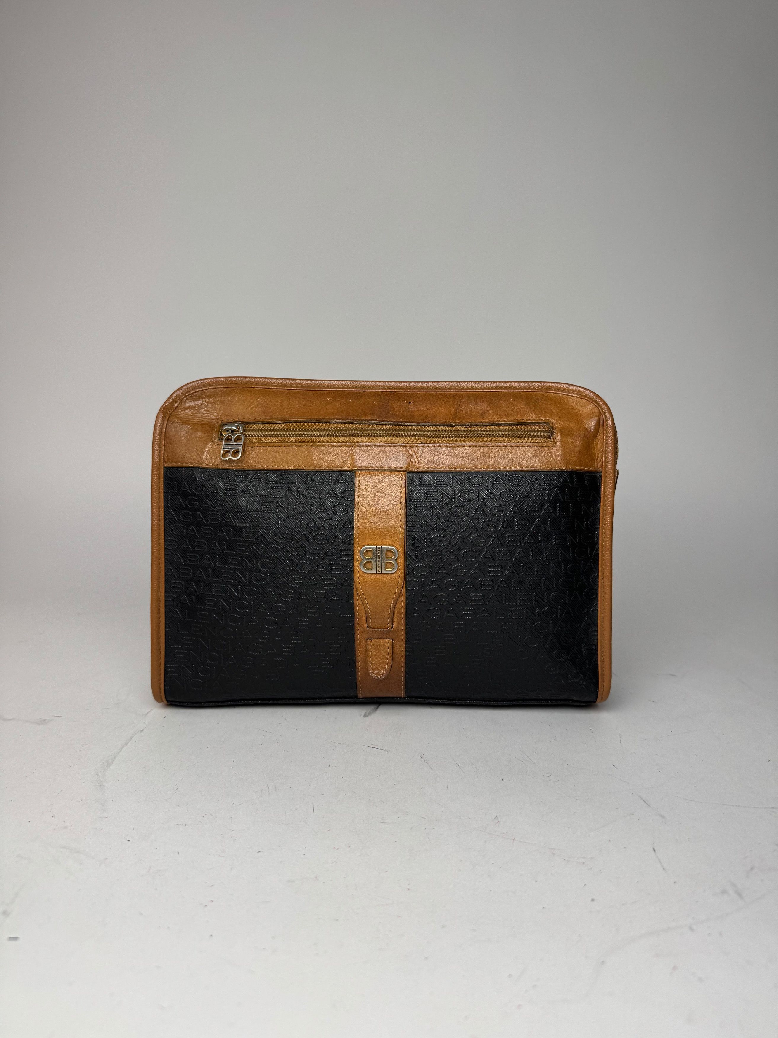 Balenciaga Vintage Monogram Leather Clutch Brown Black Size ONE SIZE - 8 Thumbnail