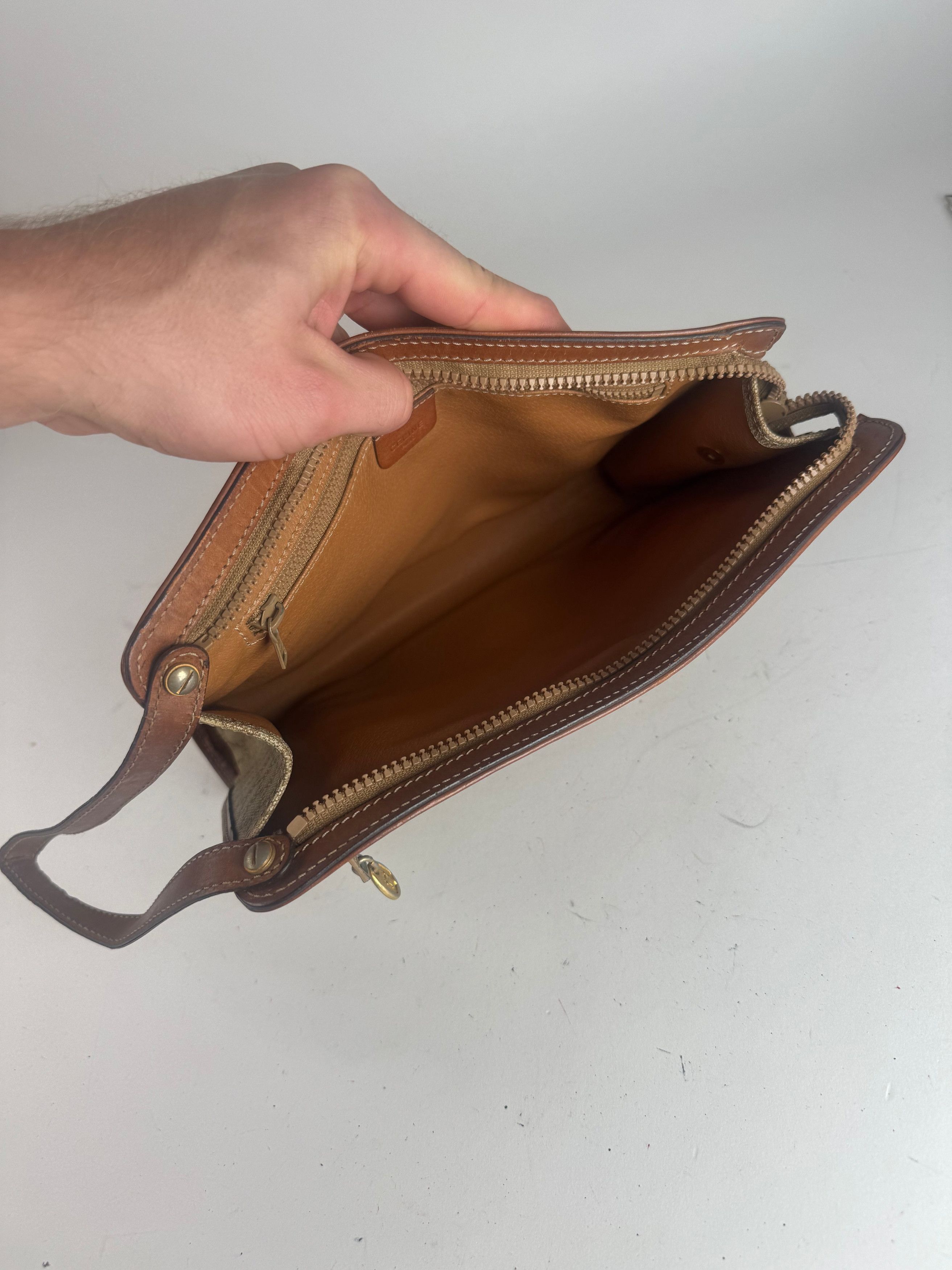 Celine Vintage Paris Leather Clutch beige brown Size ONE SIZE - 3 Thumbnail