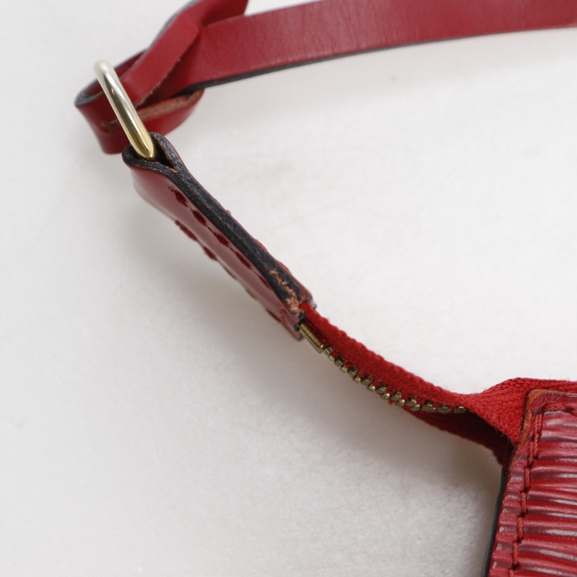 Louis Vuitton Louis Vuitton Pochette Accessoires Pouch M52947 Epi Leather Castilian Red AR0062 Women's Size ONE SIZE - 12 Thumbnail